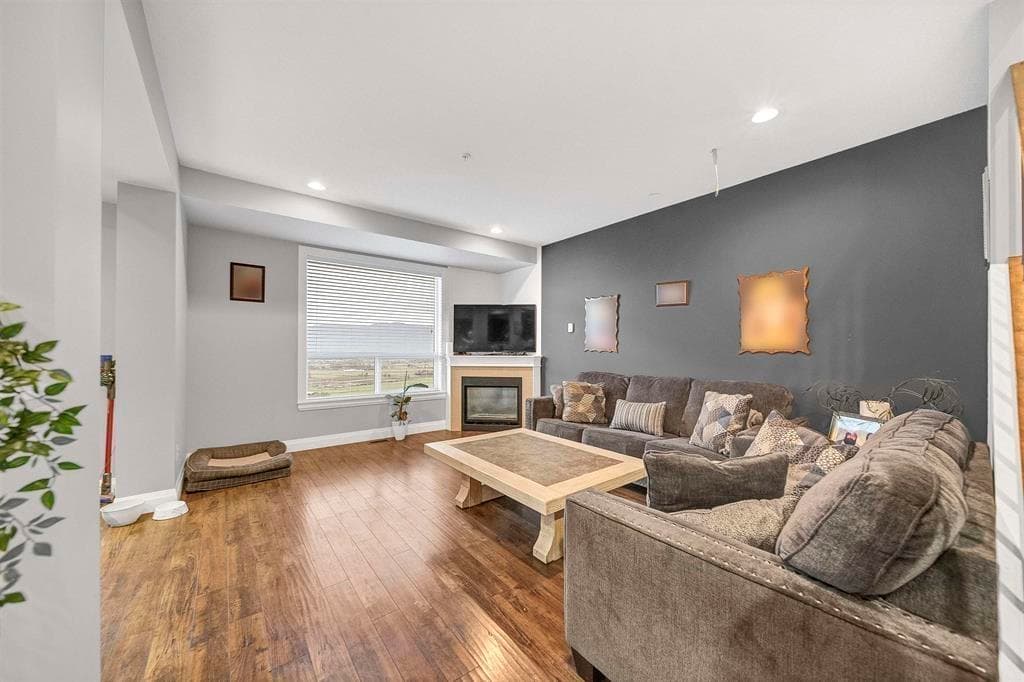 26 - 6026 Lindeman Street, Chilliwack, V2R 0W1 — photo 2