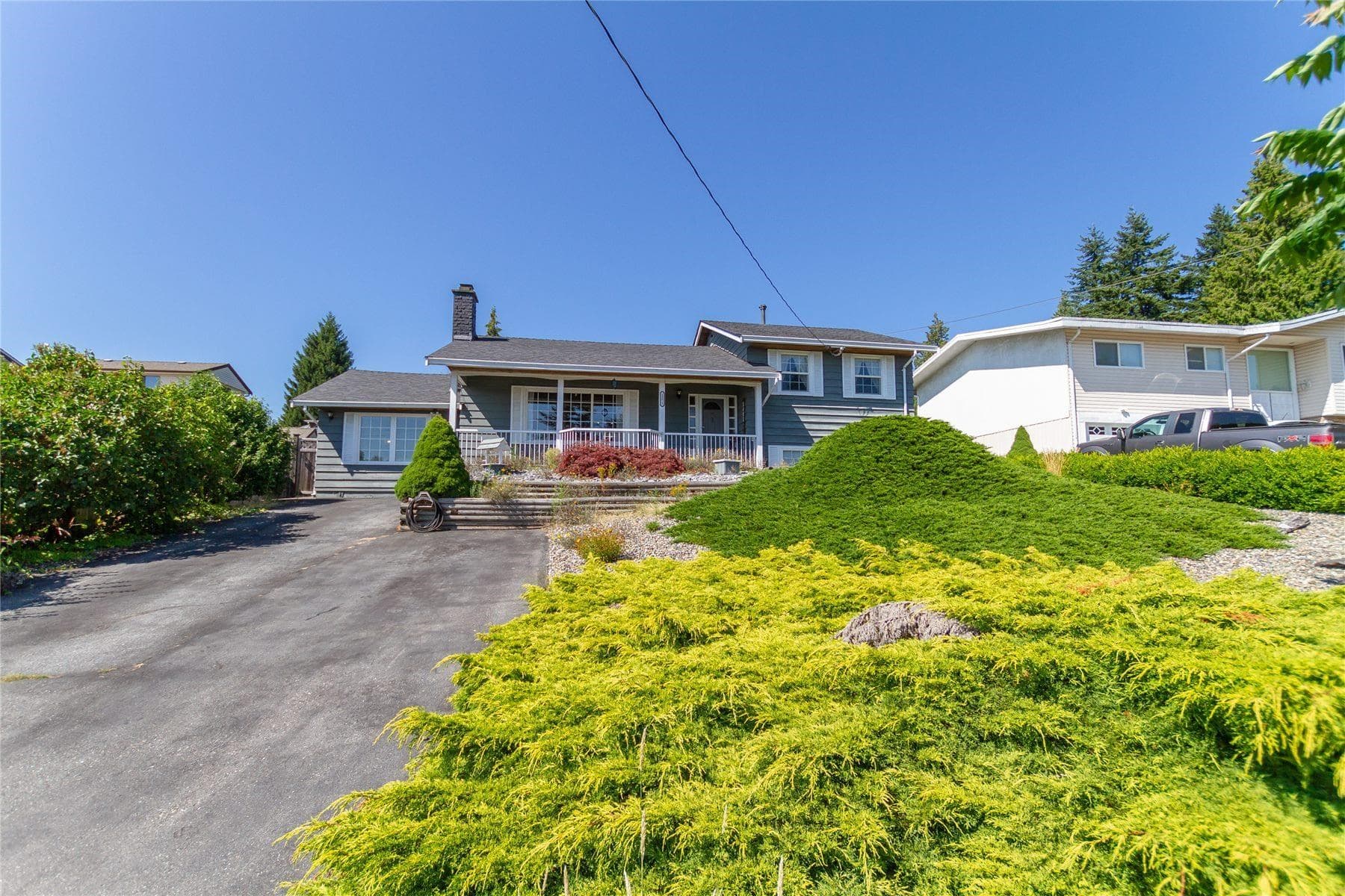 1571 Hammond Avenue, Coquitlam, V3K 2P7 — photo 2
