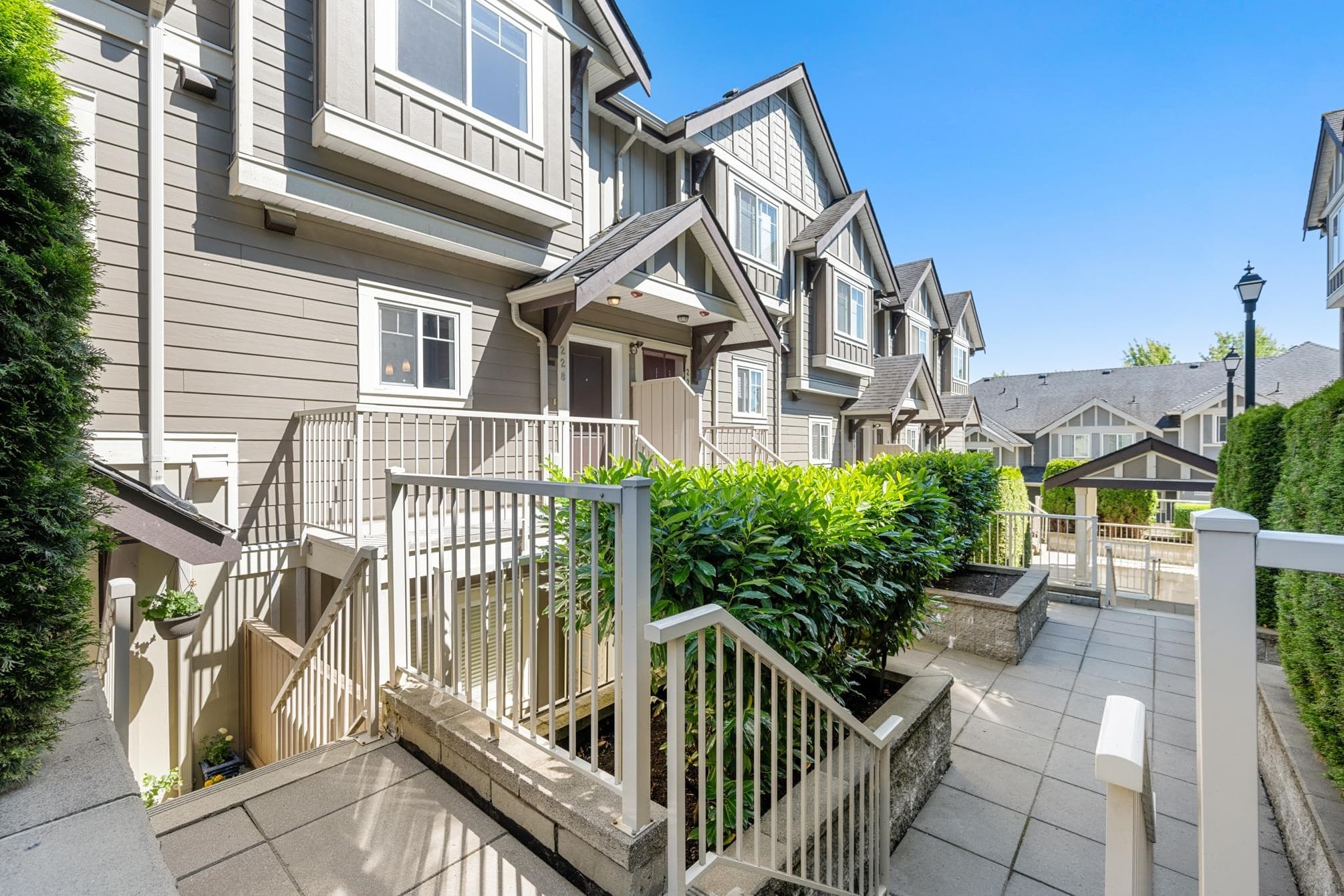 228 - 368 Ellesmere Avenue, Burnaby