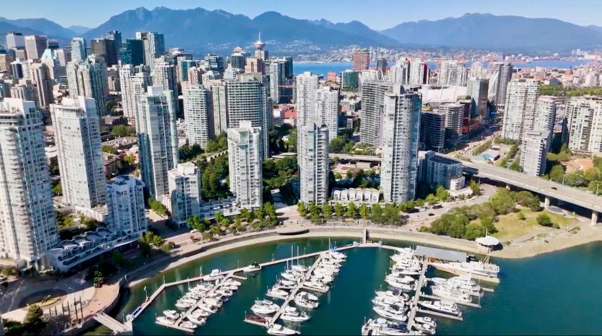 707 - 1067 Marinaside Crescent, Vancouver, V6Z 3A4 — photo 1