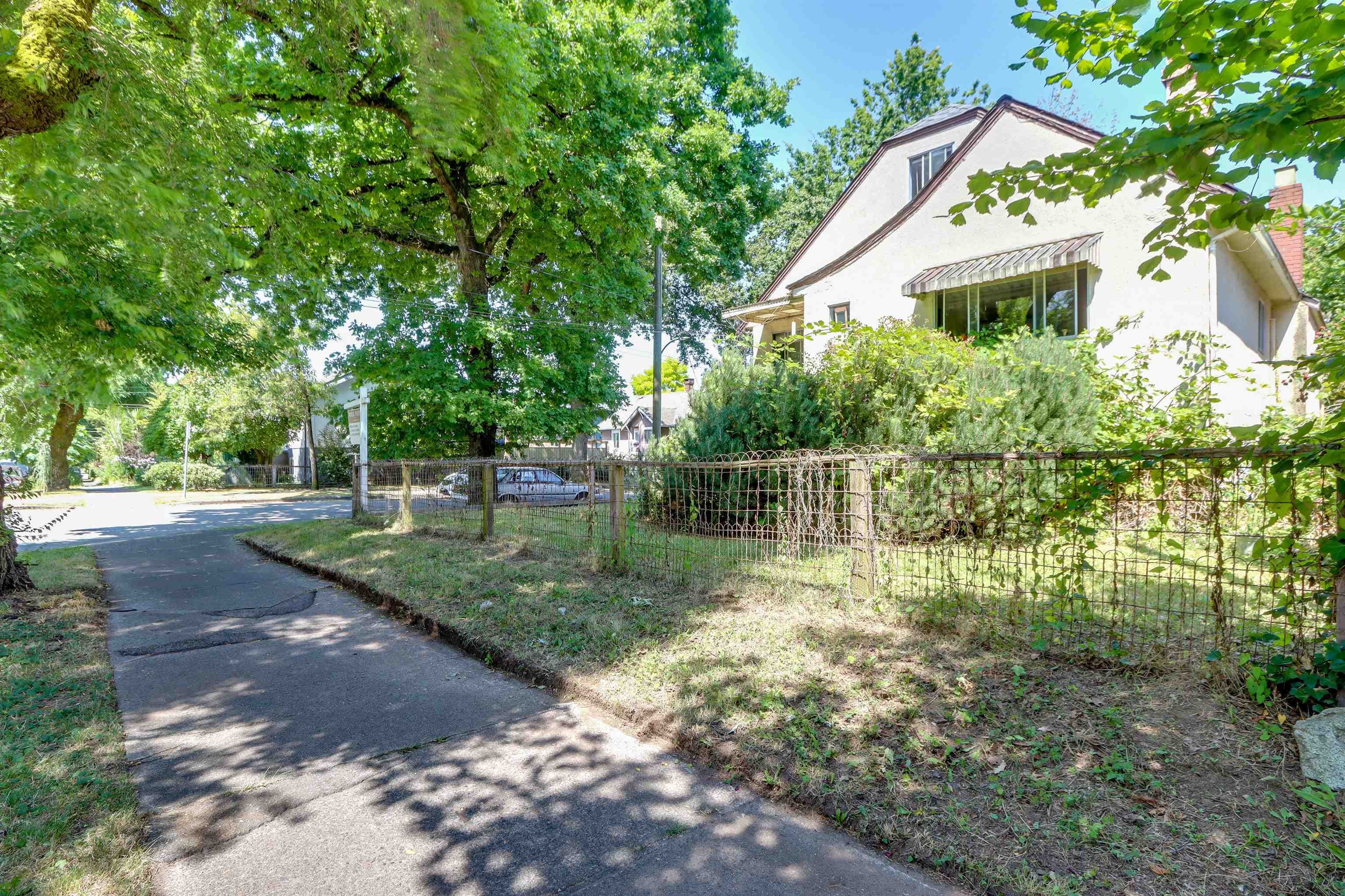 2305 Turner Street, Vancouver, V5L 2A6 — photo 5