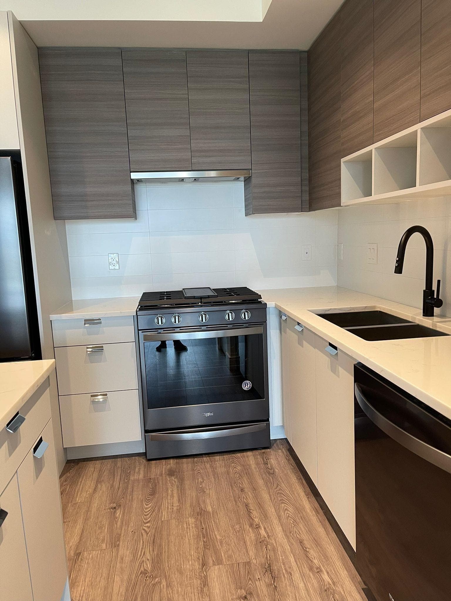 A302 - 20727 Willoughby Town Centre Drive, Langley, V2Y 1X1 — photo 3