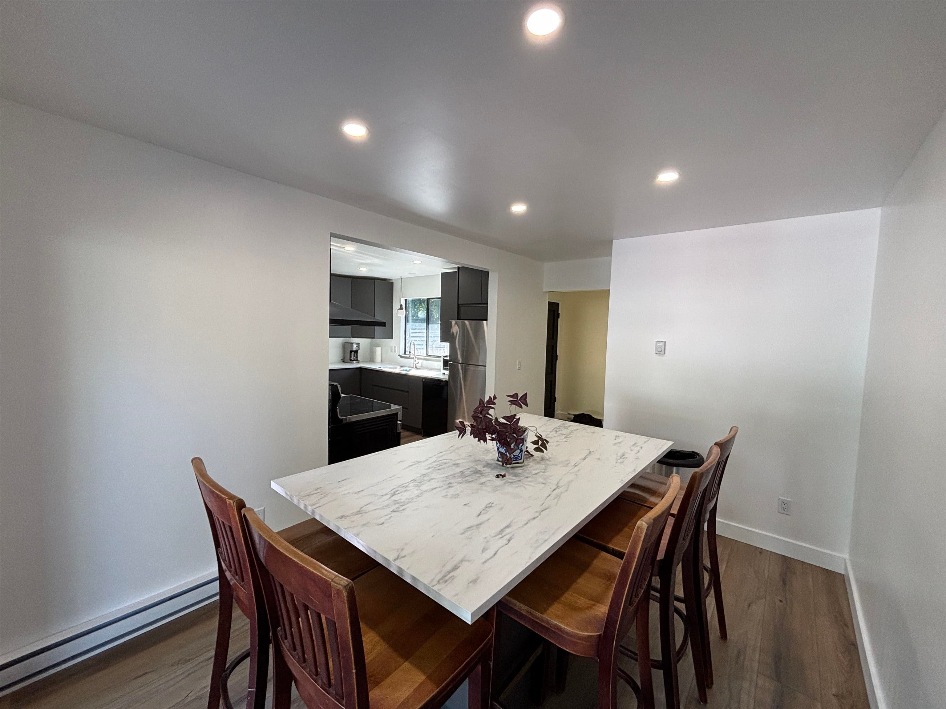 760 Brookside Place, Gibsons, V0N 1V9 — photo 5