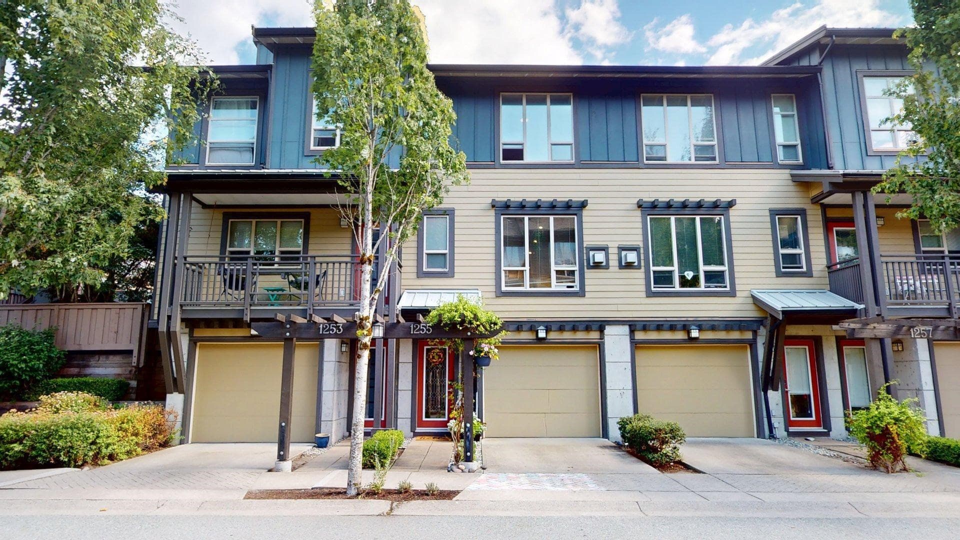 1255 Stonemount Place, Squamish, V8B 0R8 — photo 2