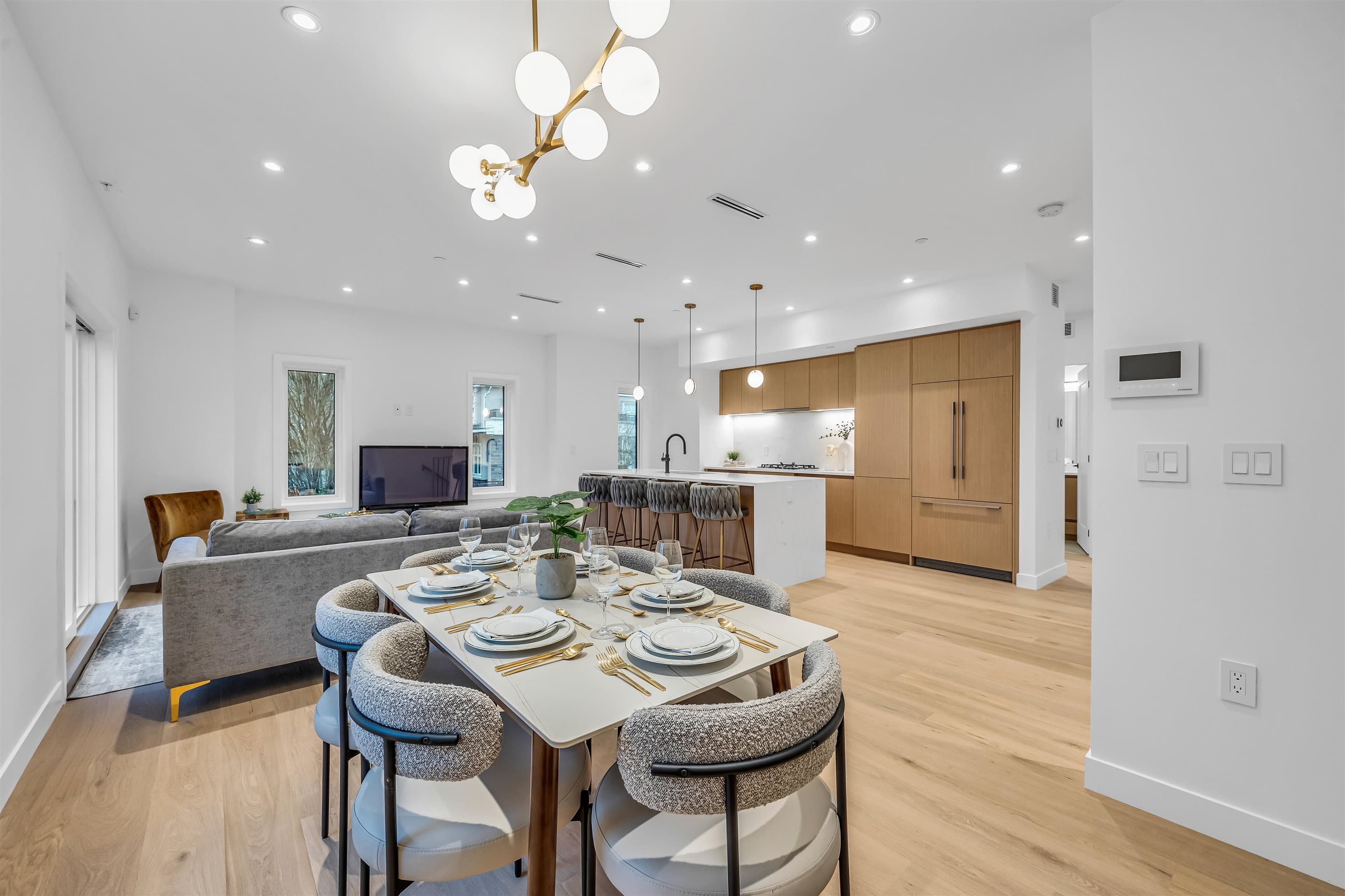 1016 W 52nd Avenue, Vancouver, V6P 1H5 — photo 3