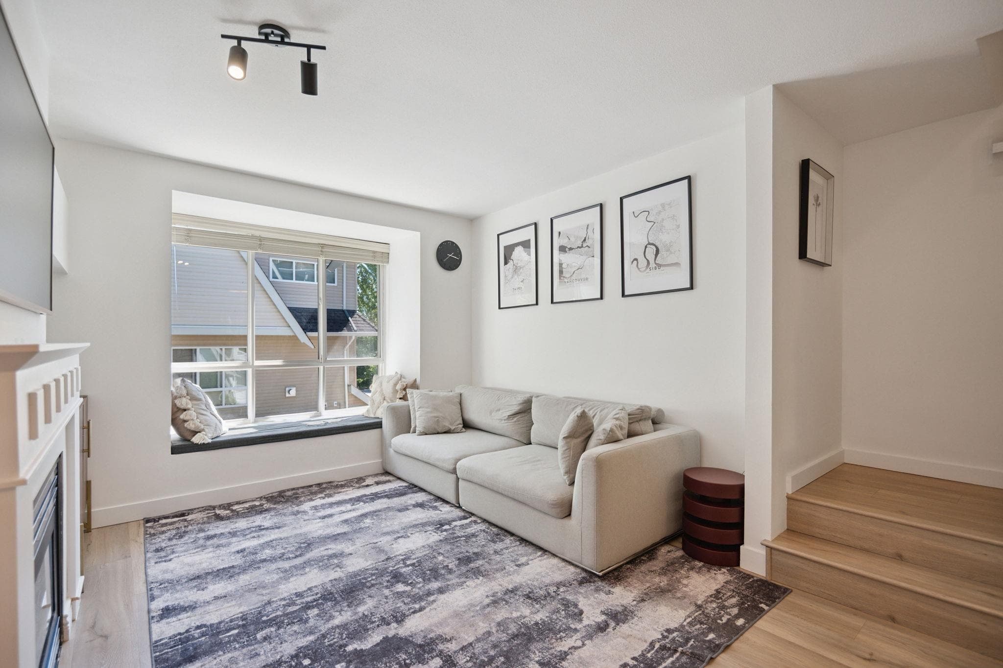 6689 Prenter Street, Burnaby, V5E 1B1 — photo 2