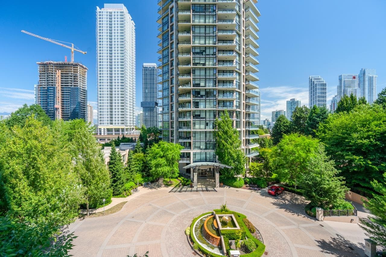 501 - 6188 Wilson Avenue, Burnaby, V5H 0A5 — photo 2