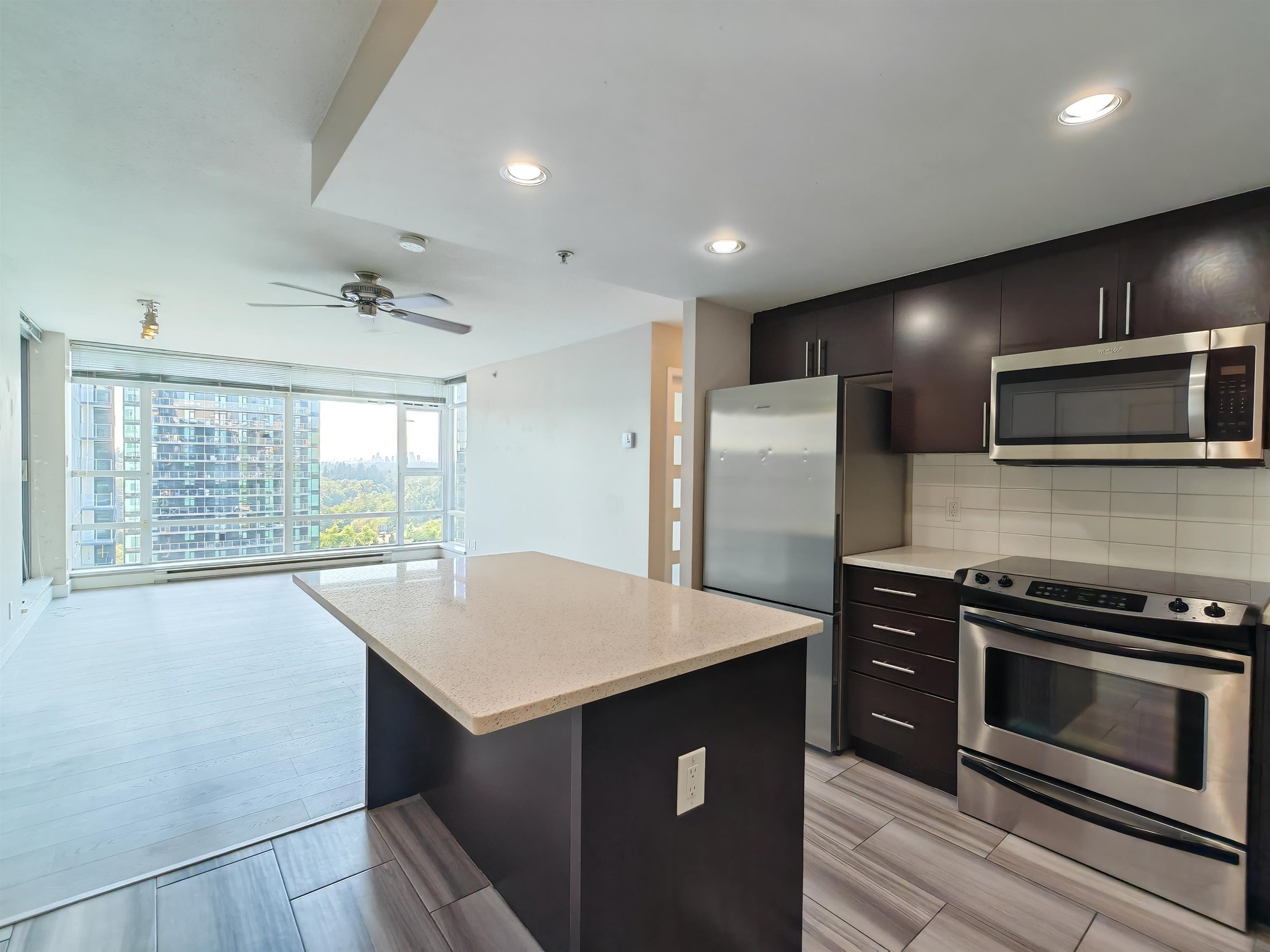 1704 - 555 Delestre Avenue, Coquitlam, V3K 0A9 — photo 2