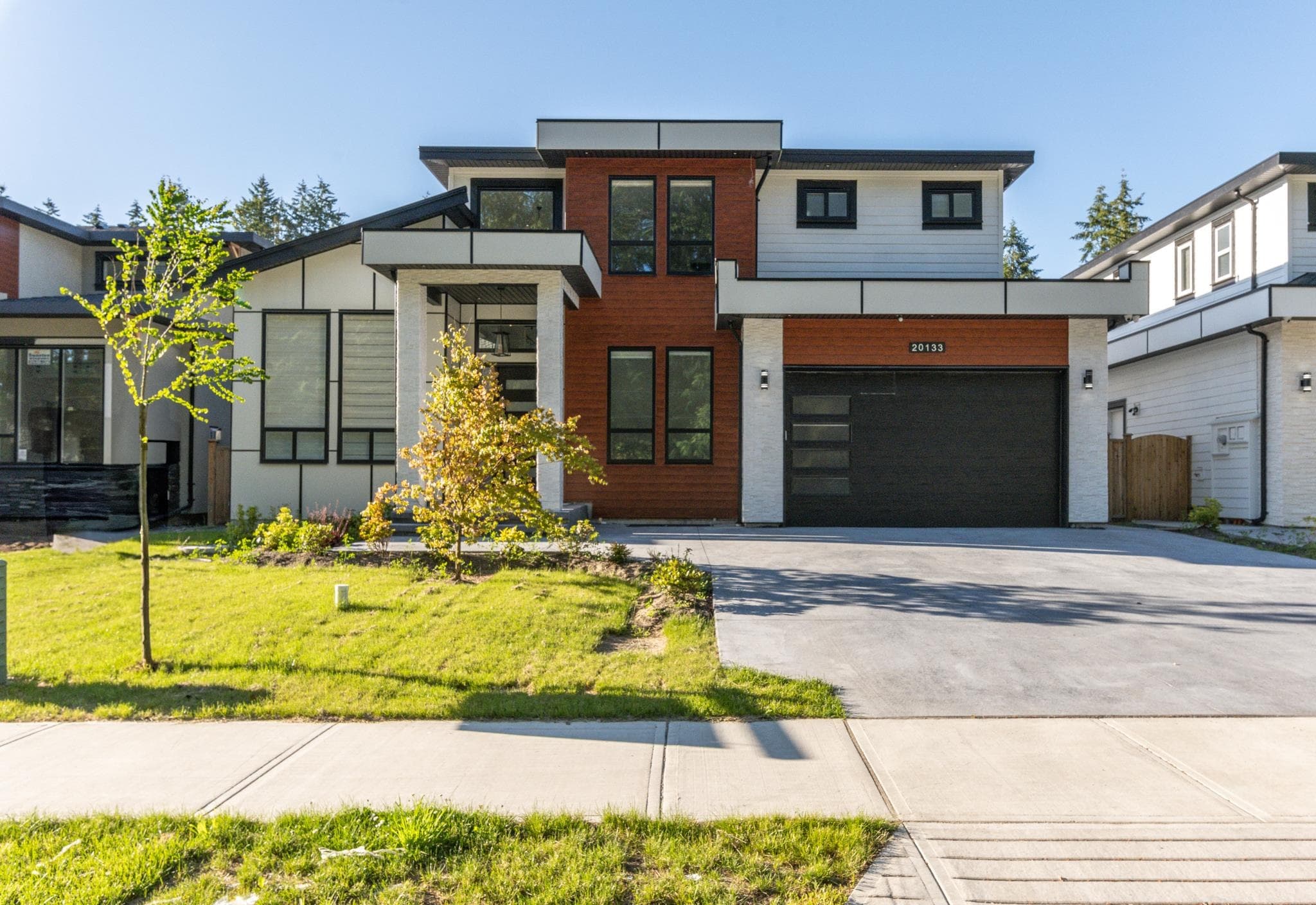 20133 27 Avenue, Langley
