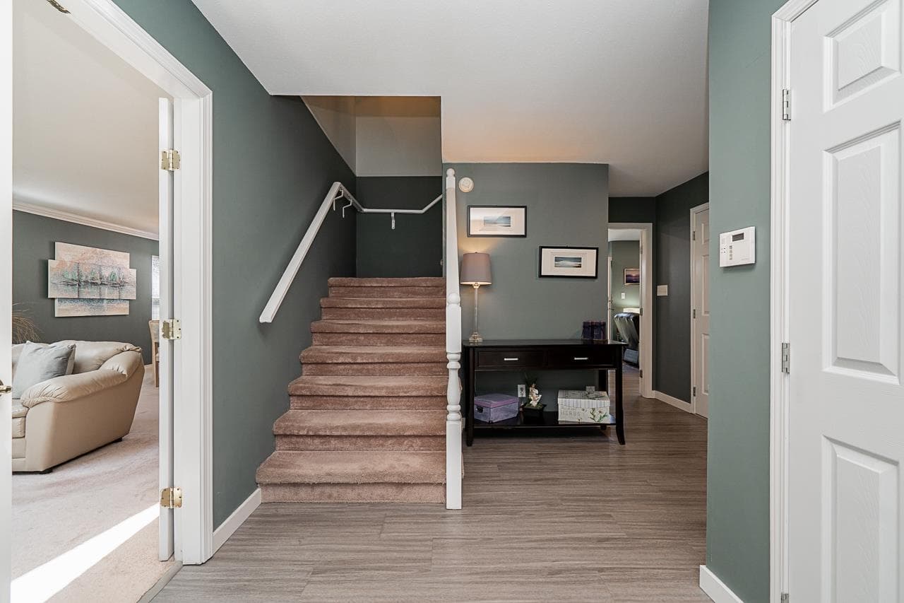 5983 188 Street, Surrey, V3S 7M1 — photo 5