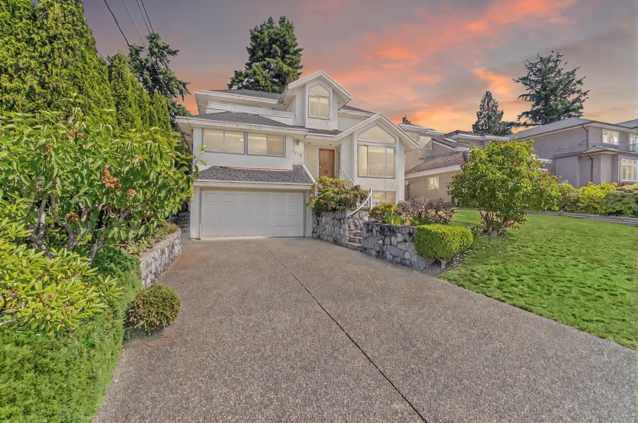 5275 Mckee Street, Burnaby