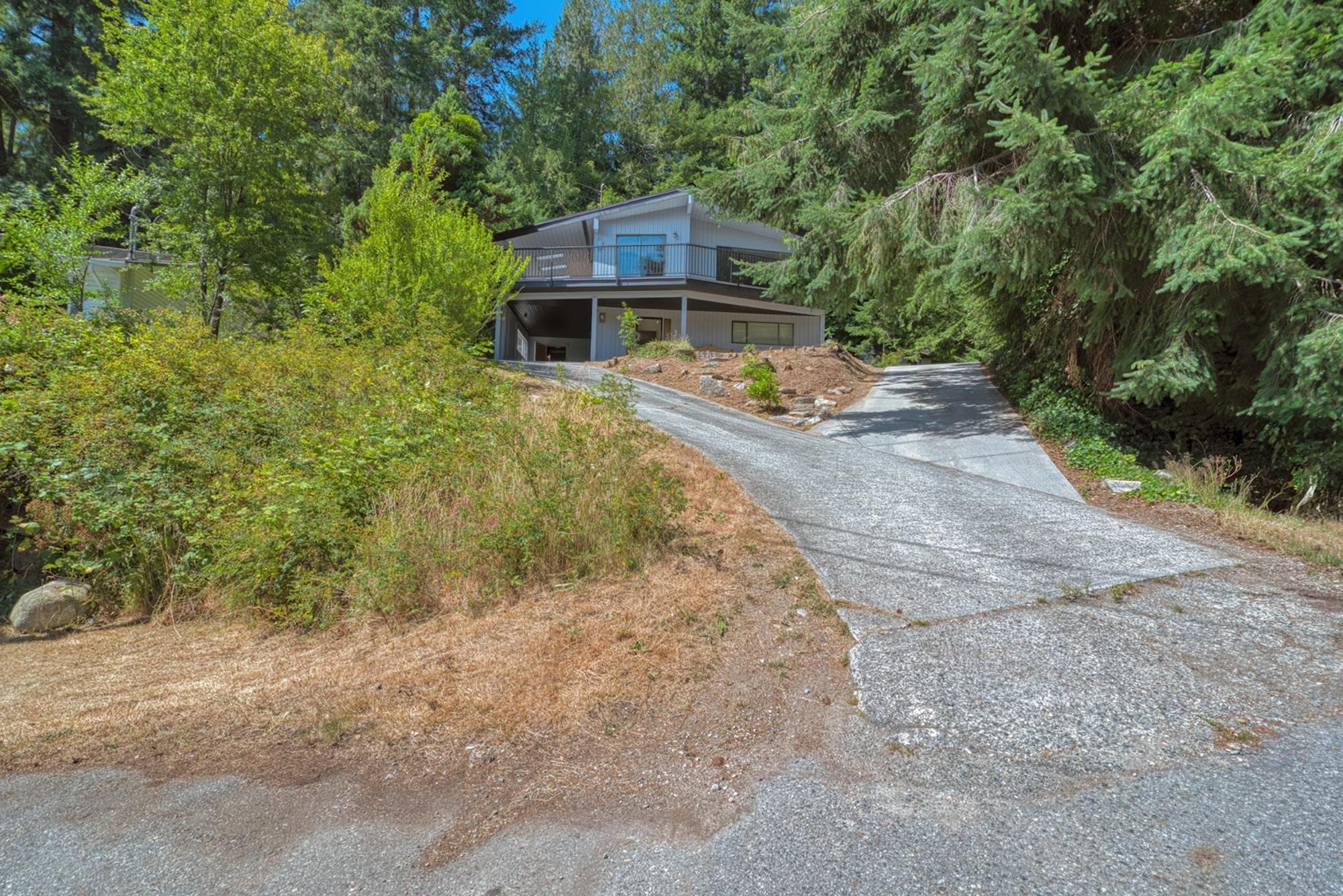 5713 Salmon Drive, Sechelt