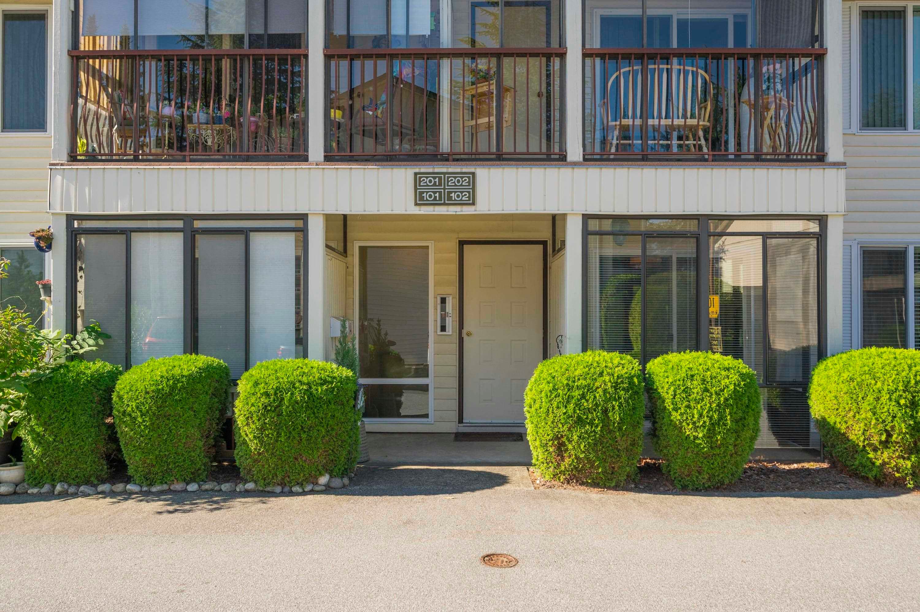102 - 2853 Bourquin Crescent, Abbotsford, V2S 6H6 — photo 3