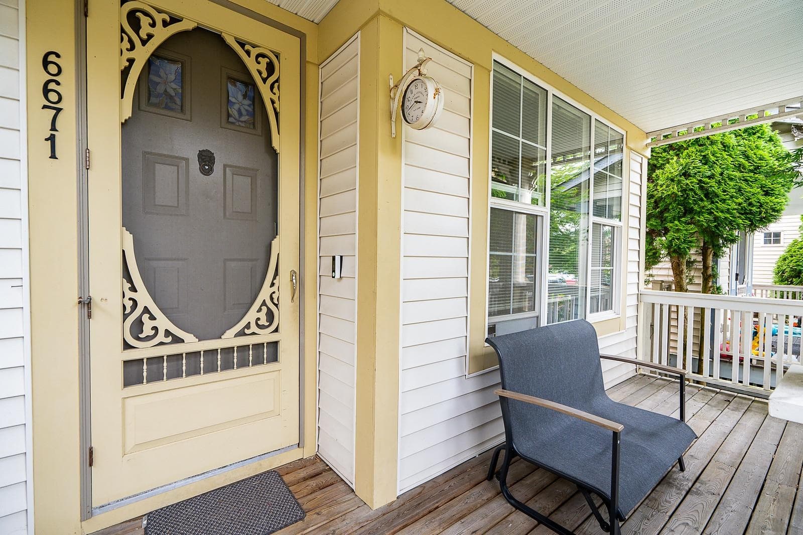 6671 185a Street, Surrey, V3S 9B7 — photo 2