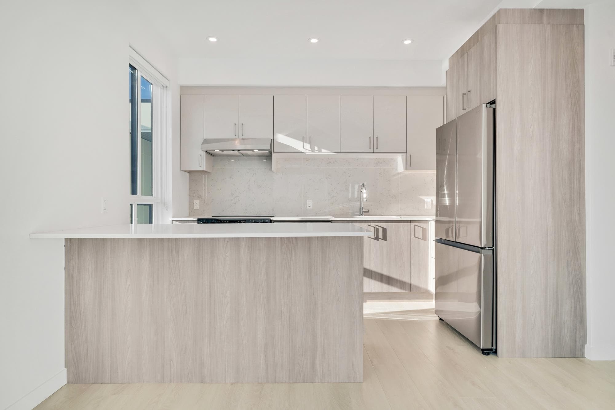 E616 - 13858 108 Avenue, Surrey, V3T 0T8 — photo 3