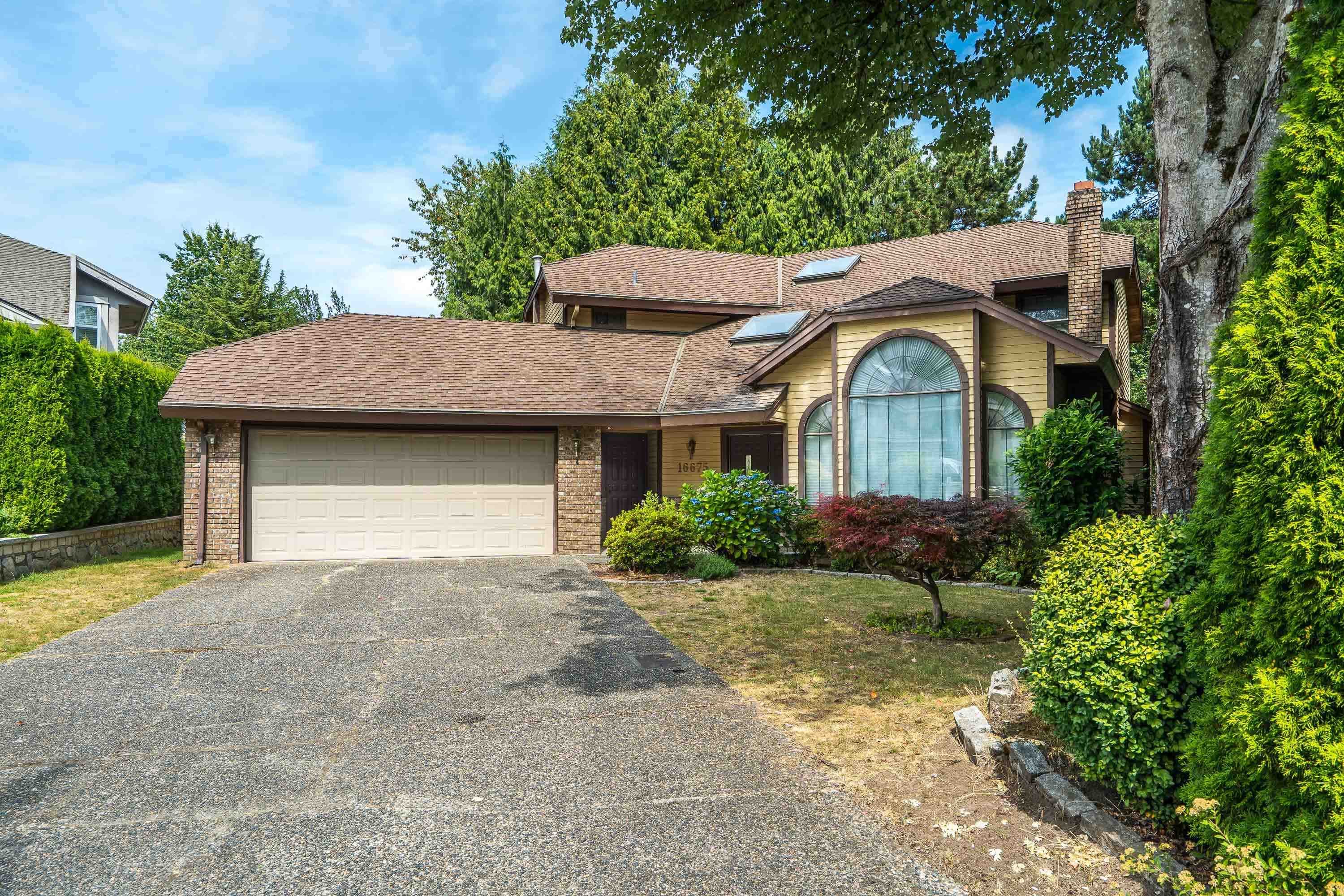 16675 Mapletree Close, Surrey