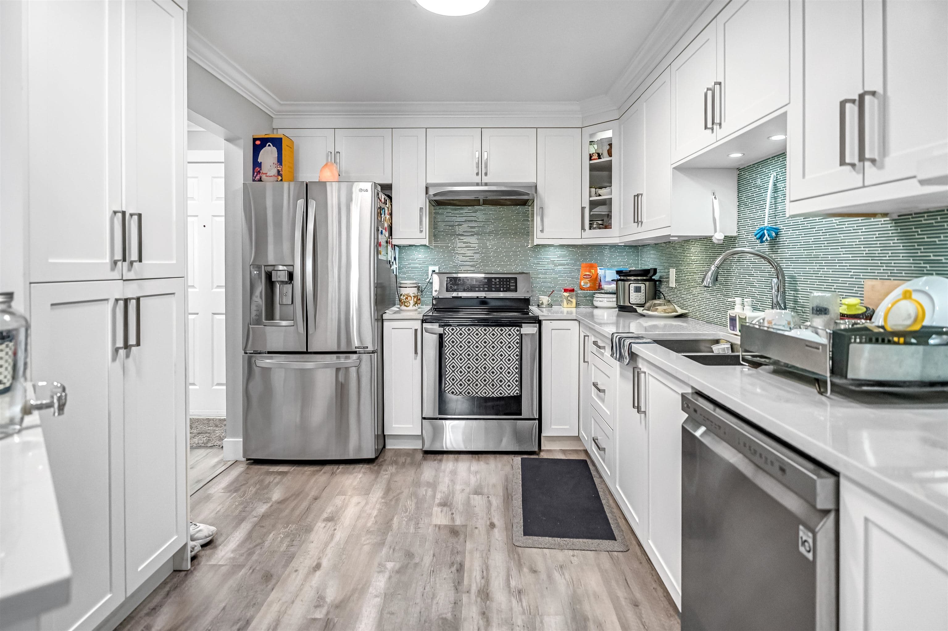 #205 - 8068 120a Street, Surrey, V3W 3P3 — photo 2
