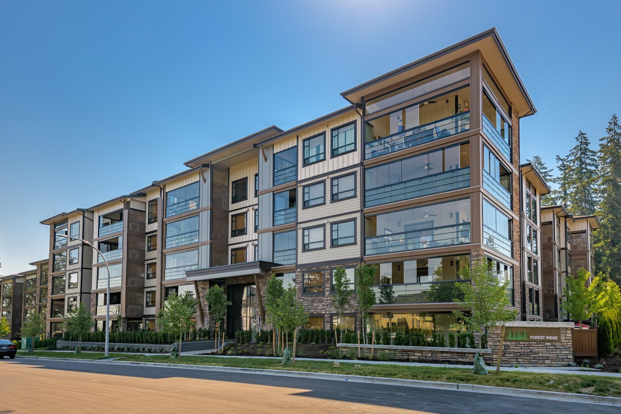 307 - 14588 Mcdougall Drive, Surrey, V4P 0H1 — photo 1