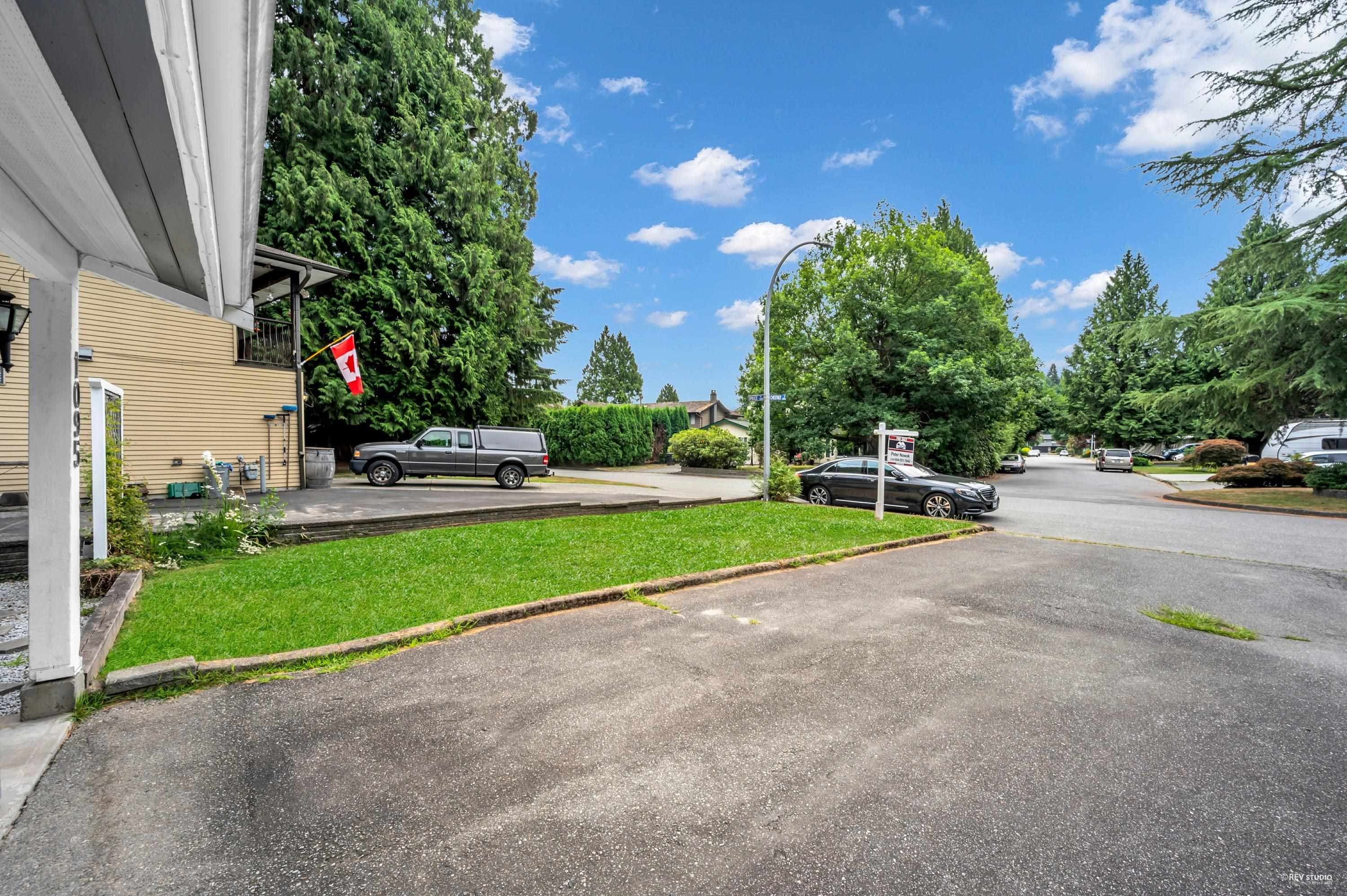 1095 Spruce Avenue, Port Coquitlam, V3B 5T9 — photo 4