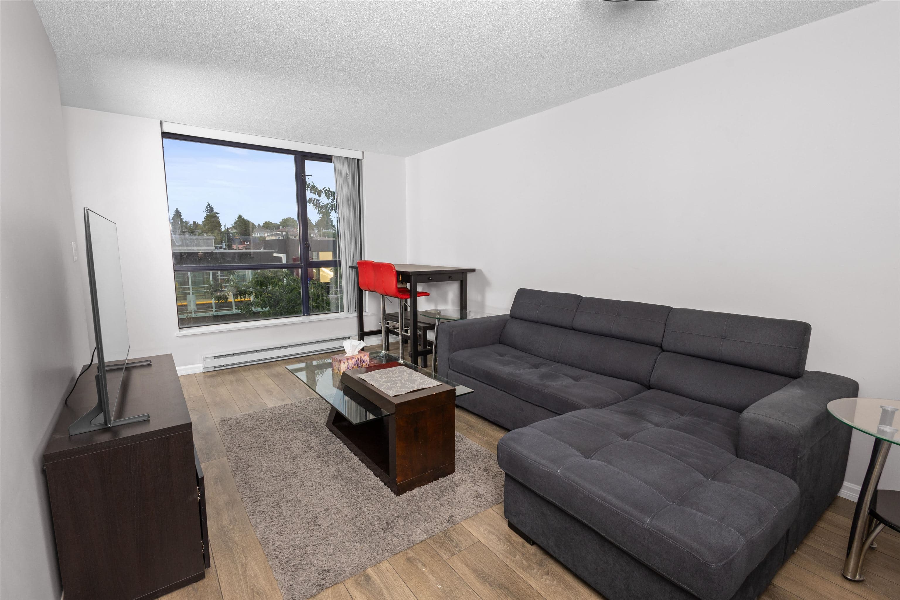 502 - 3438 Vanness Avenue, Vancouver