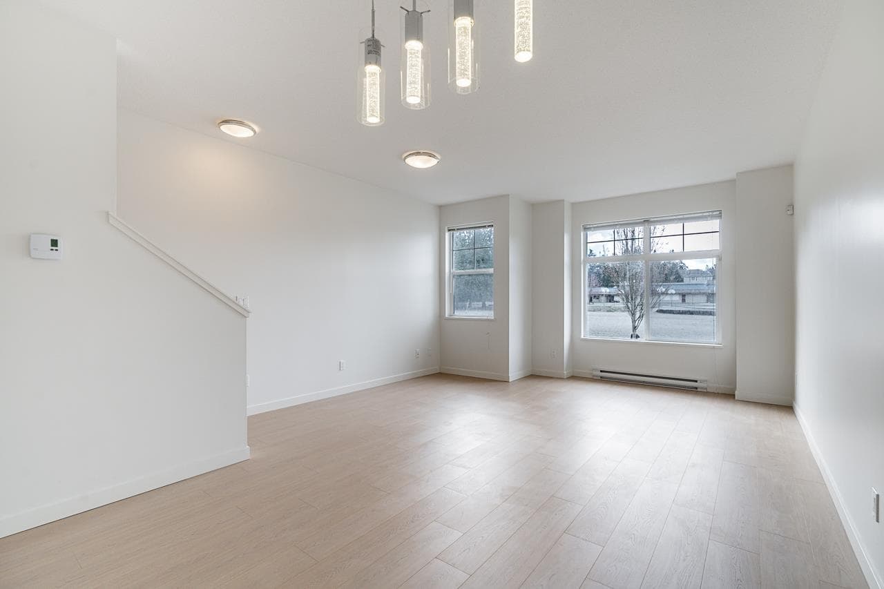 20 - 15788 104 Avenue, Surrey, V4N 6M6 — photo 2