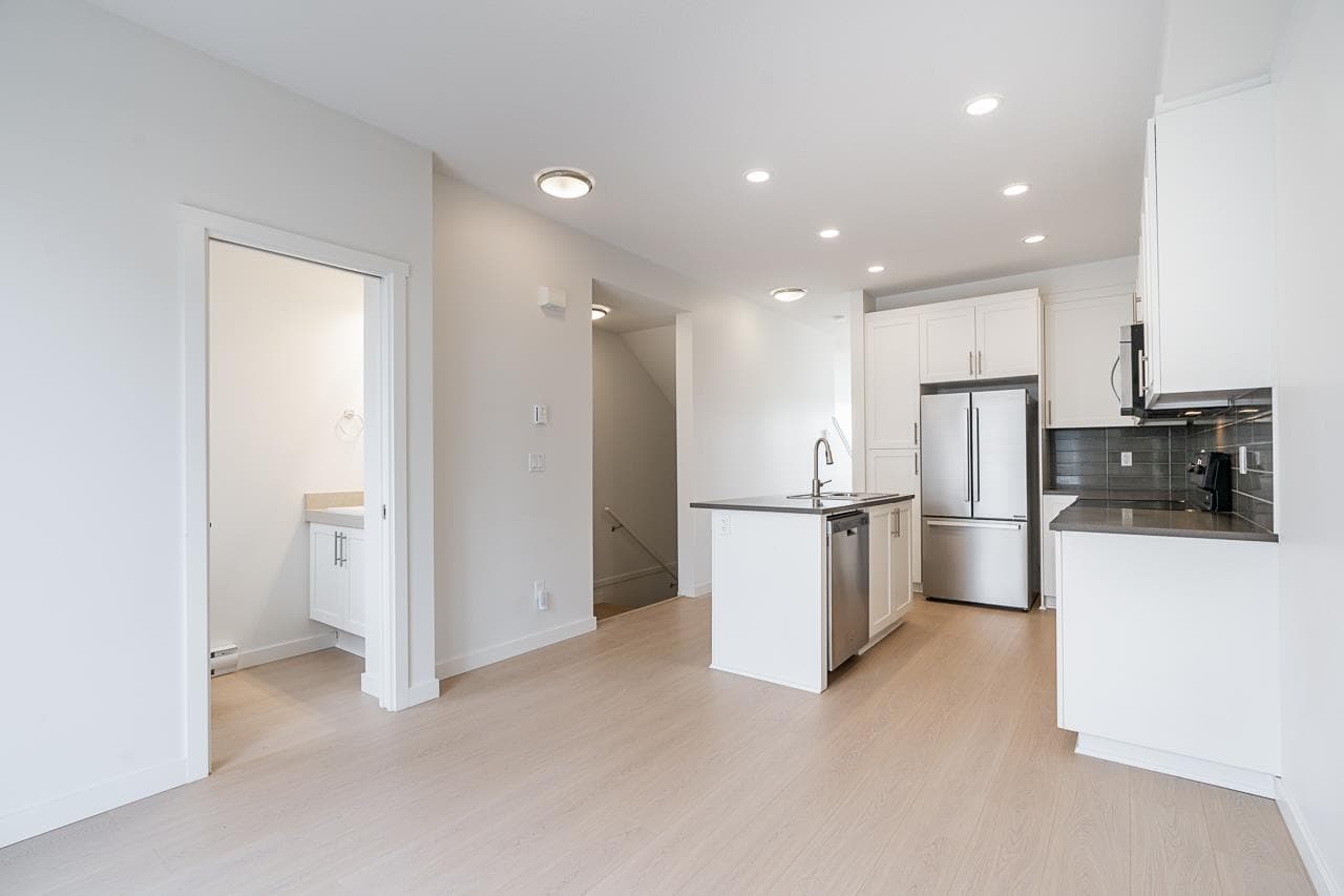 20 - 15788 104 Avenue, Surrey, V4N 6M6 — photo 5