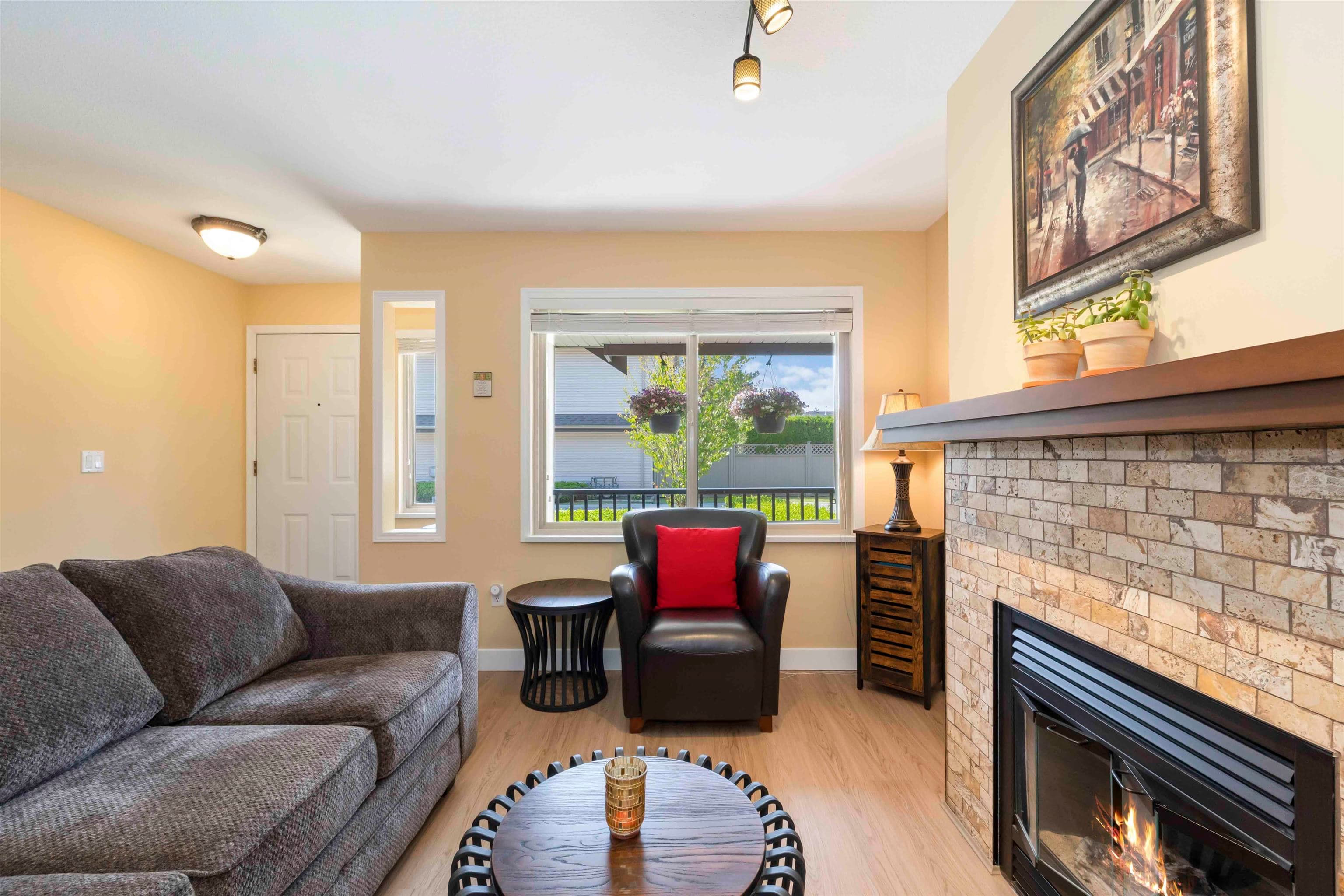 11 - 11860 210 Street, Maple Ridge, V2X 8A3 — photo 4