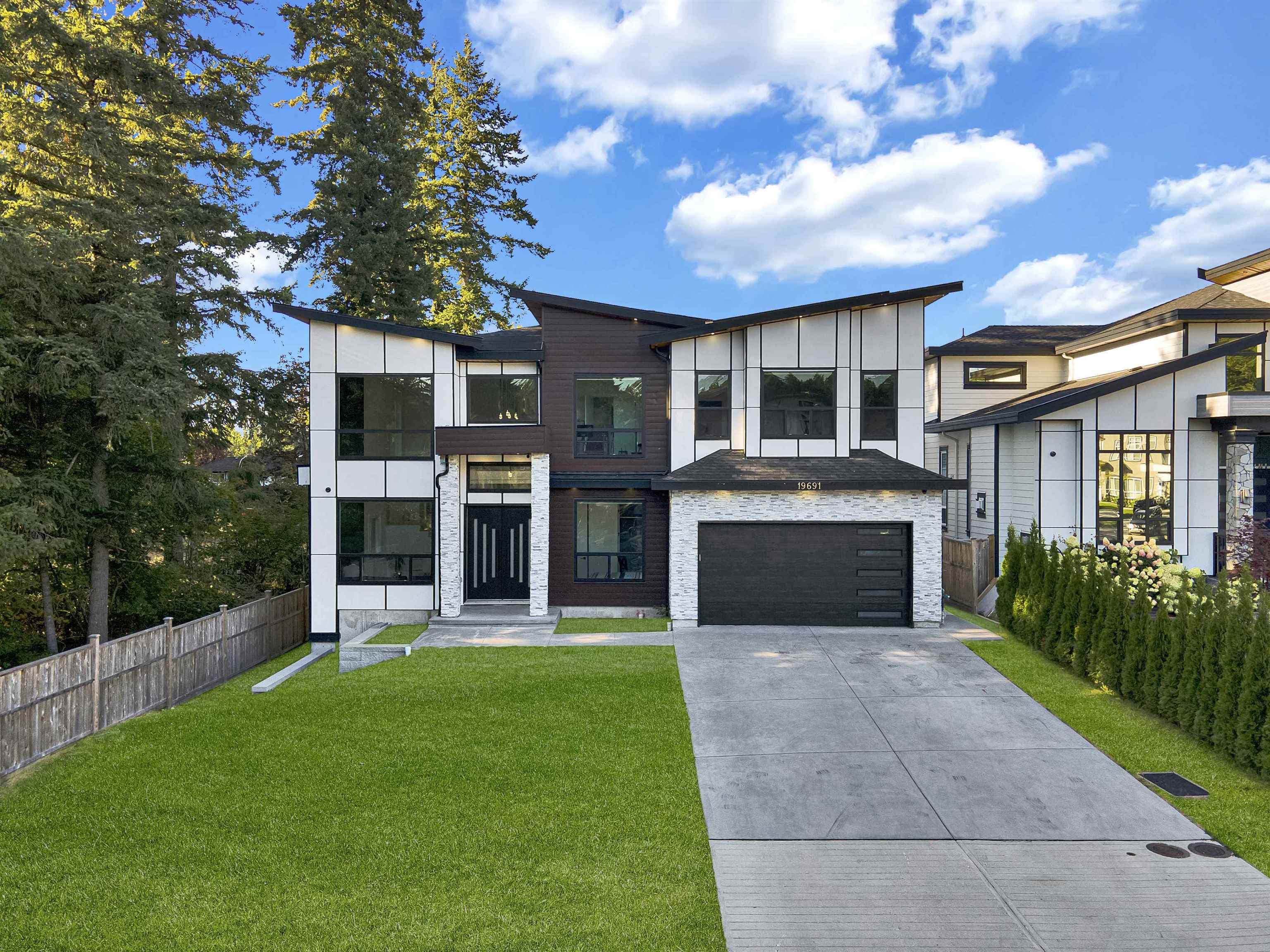 19691 32a Avenue, Langley