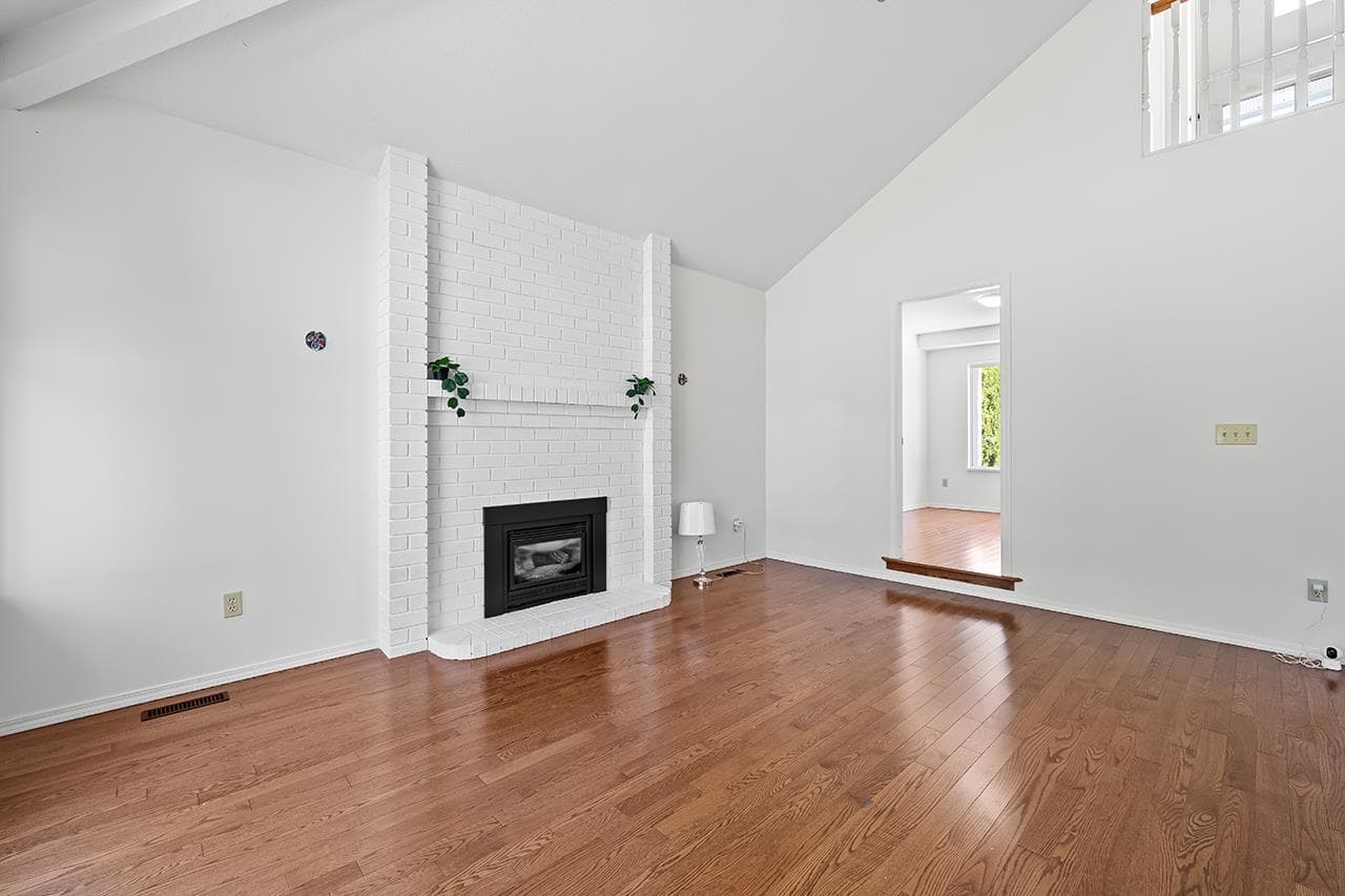 4522 Watling Street, Burnaby, V5J 1V5 — photo 2