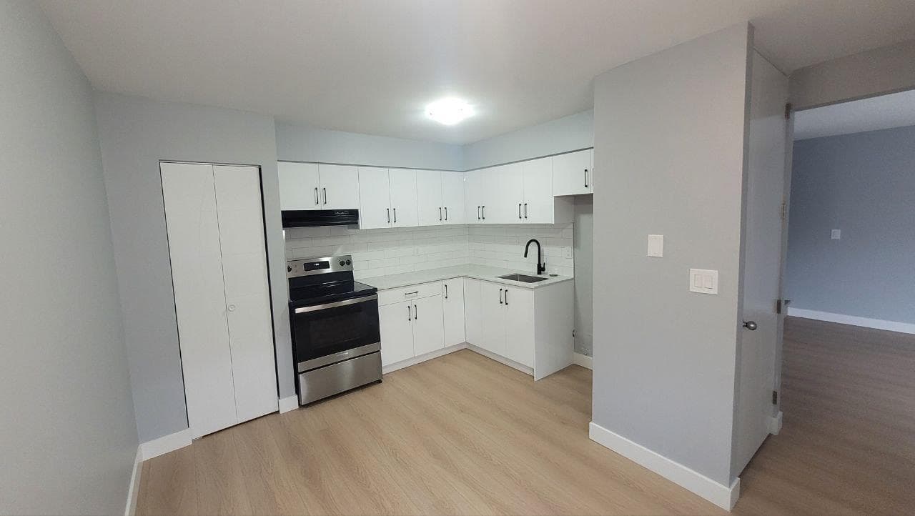 4 - 310 Highland Way, Port Moody