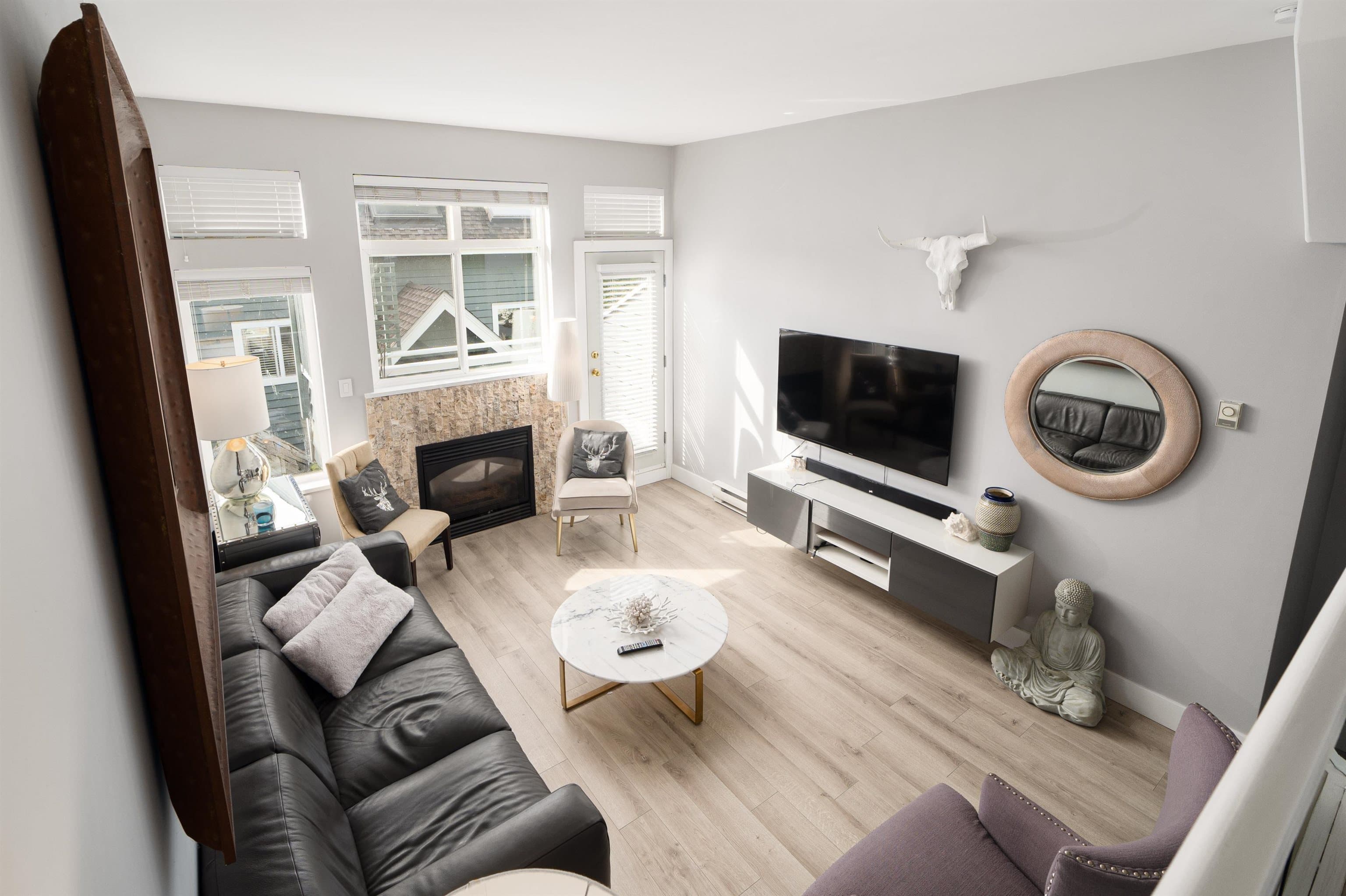 D - 136 W 4th Street, North Vancouver, V7M 1H5 — photo 5