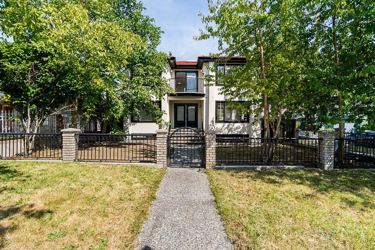 1594 Whitsell Avenue, Burnaby, V5C 5E6 — photo 2