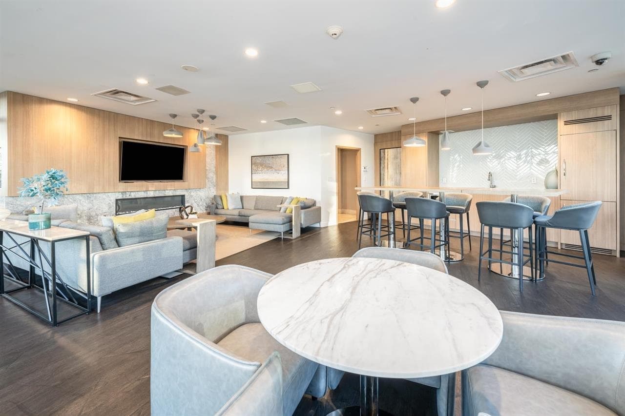 2705 - 908 Quayside Drive, New Westminster, V3M 0L4 — photo 2