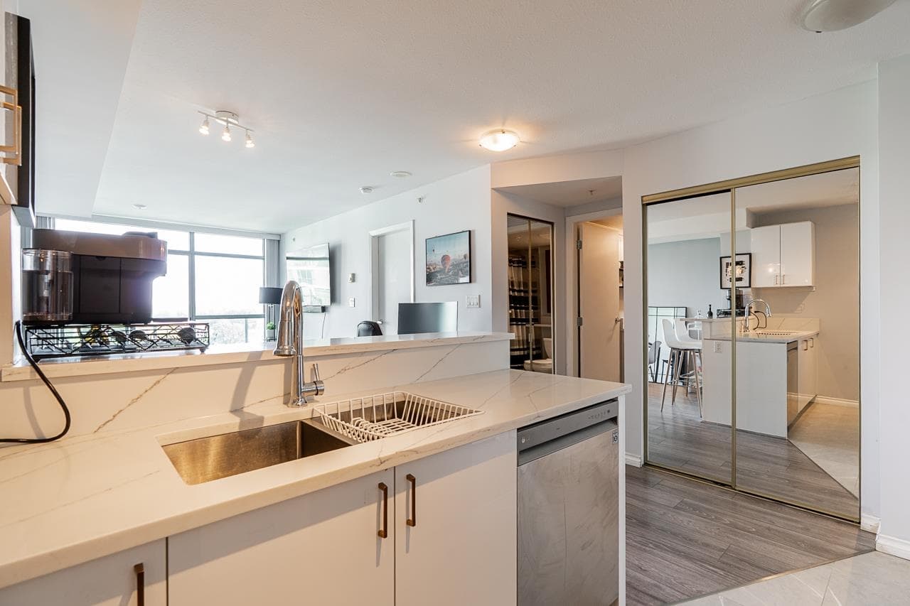 1105 - 2733 Chandlery Place, Vancouver, V5S 4V3 — photo 5