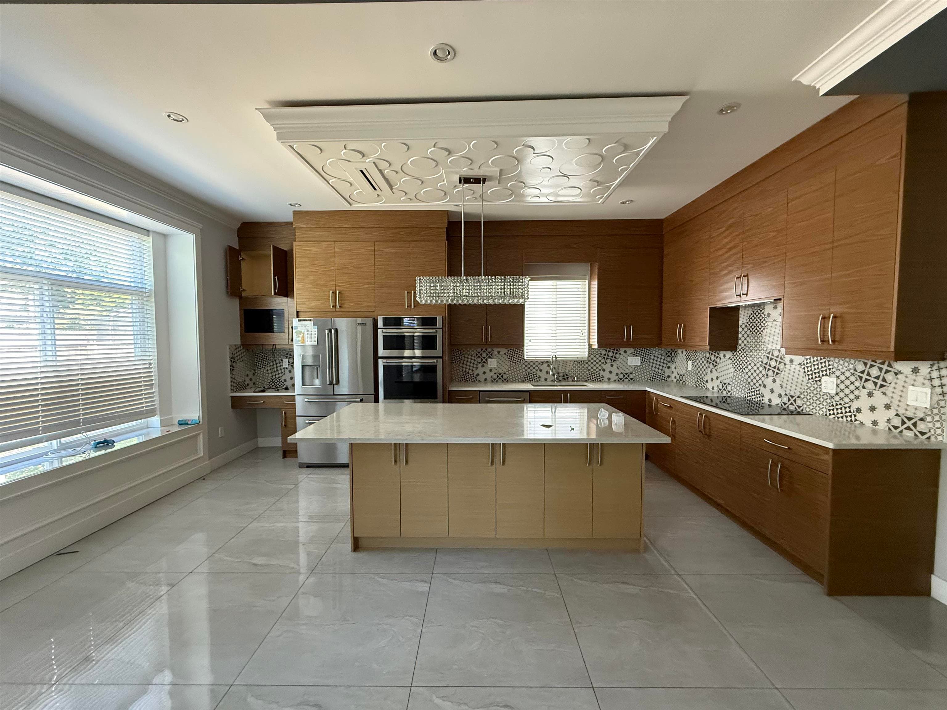 12711 104a Avenue, Surrey, V3V 6C1 — photo 4