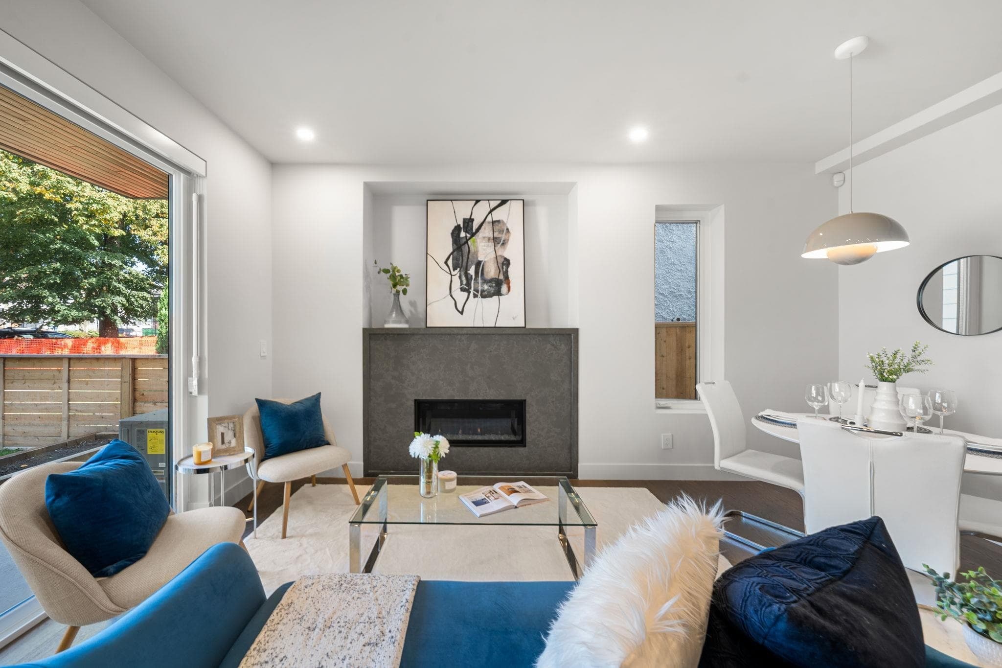 1 - 638 E 46th Avenue, Vancouver, V5W 2A3 — photo 2