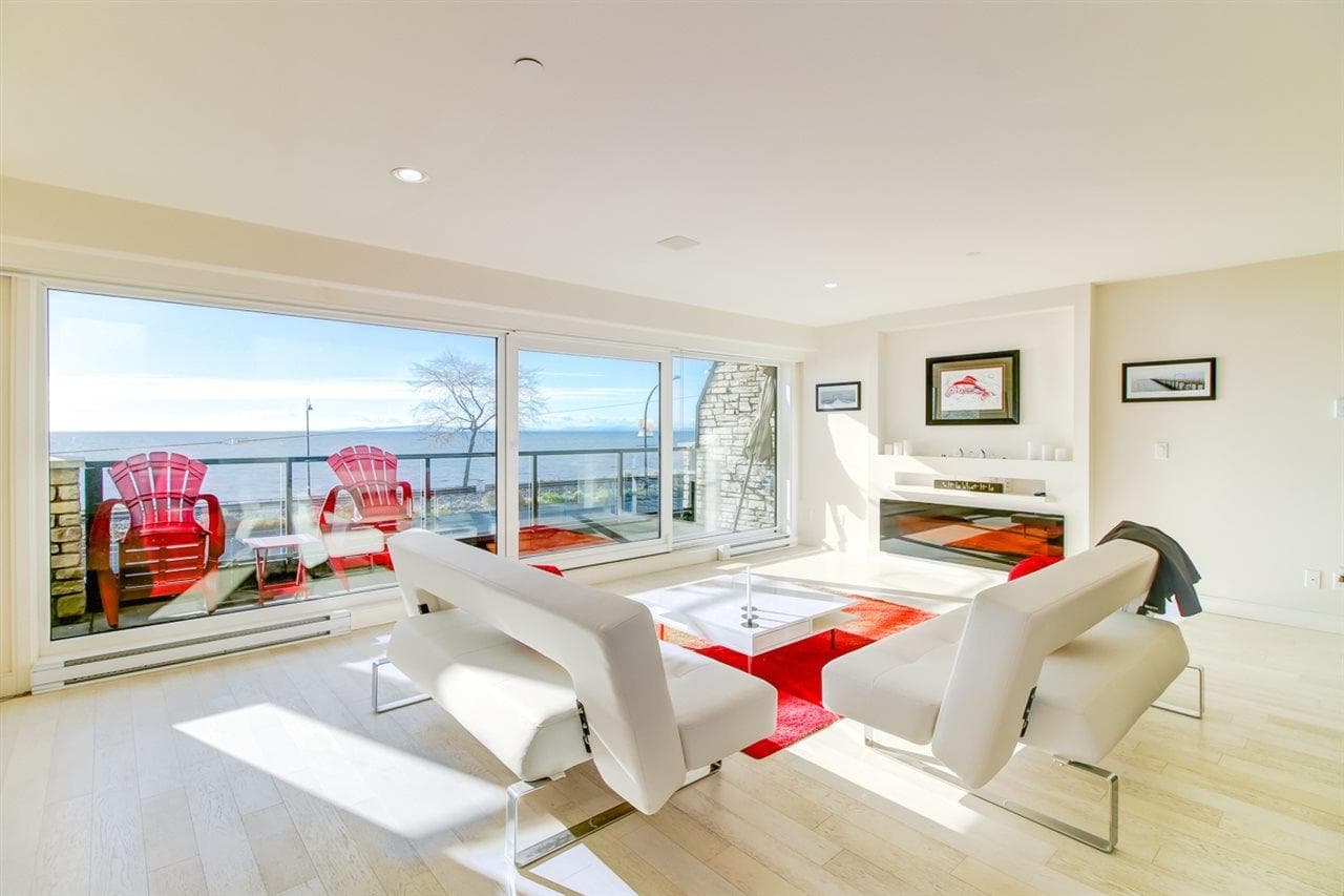 204 - 15581 Marine Drive, White Rock