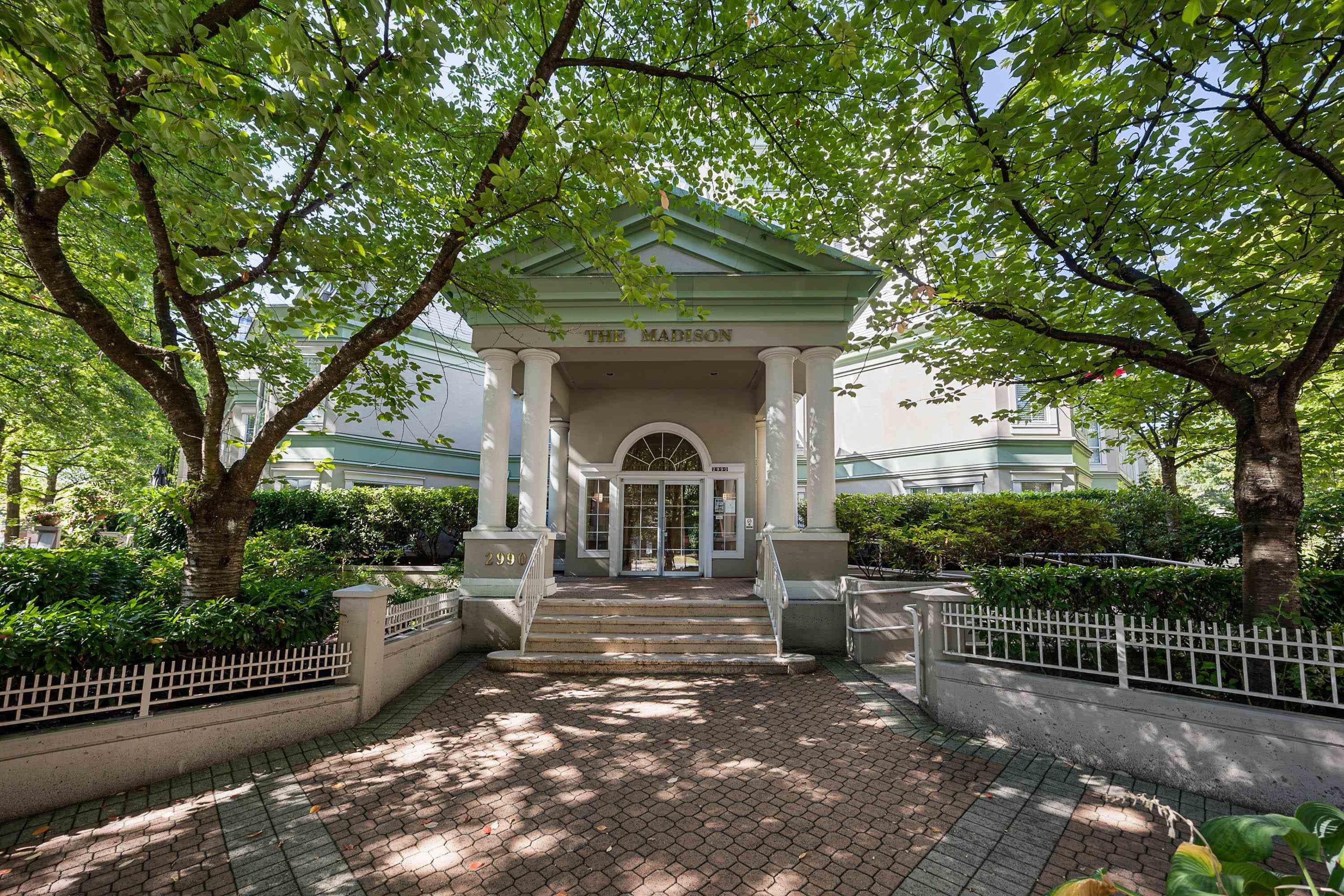 206 - 2990 Princess Crescent, Coquitlam, V3B 7R3 — photo 1