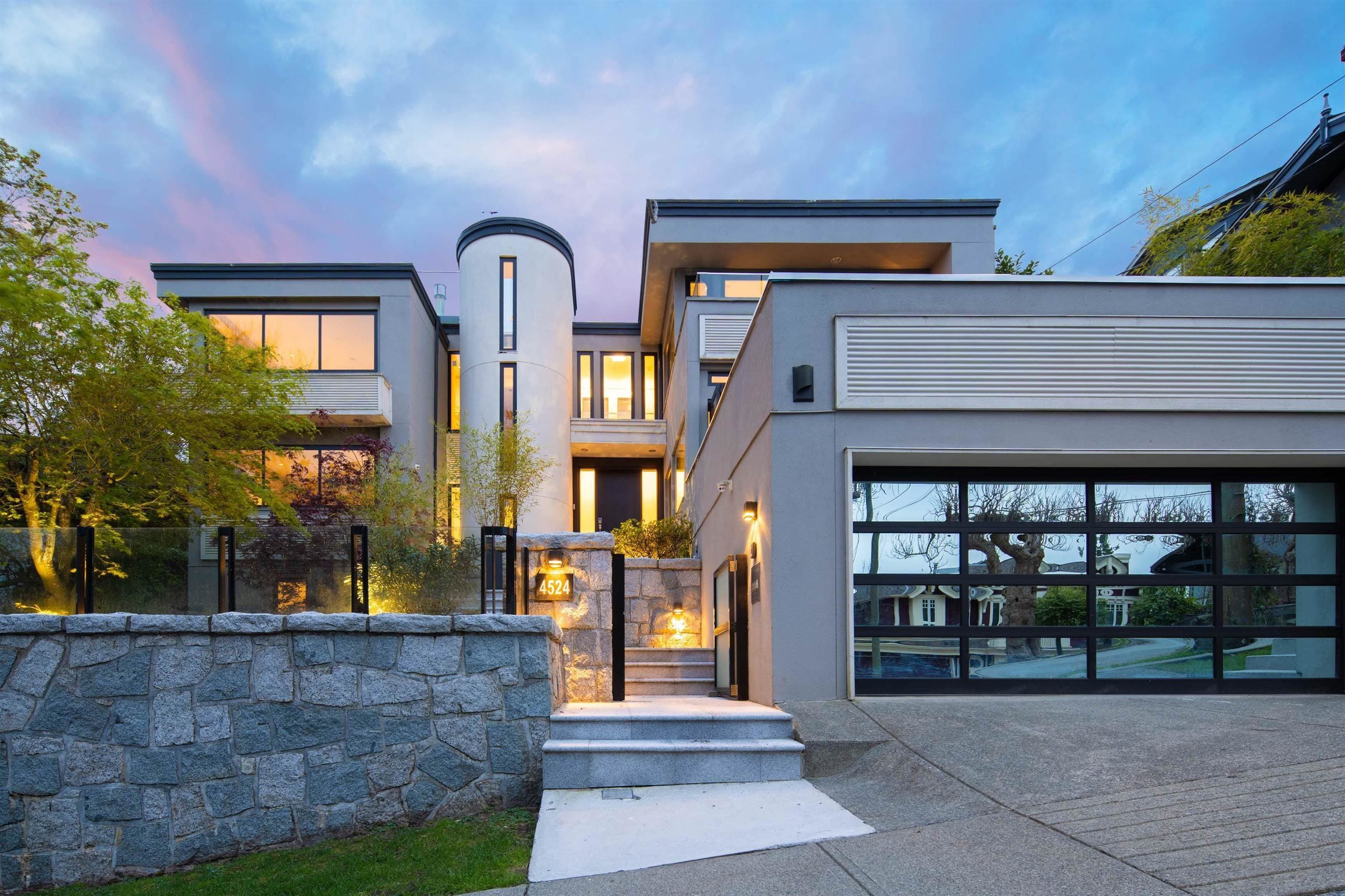 4524 W 1st Avenue, Vancouver, V6R 1H8 — photo 1