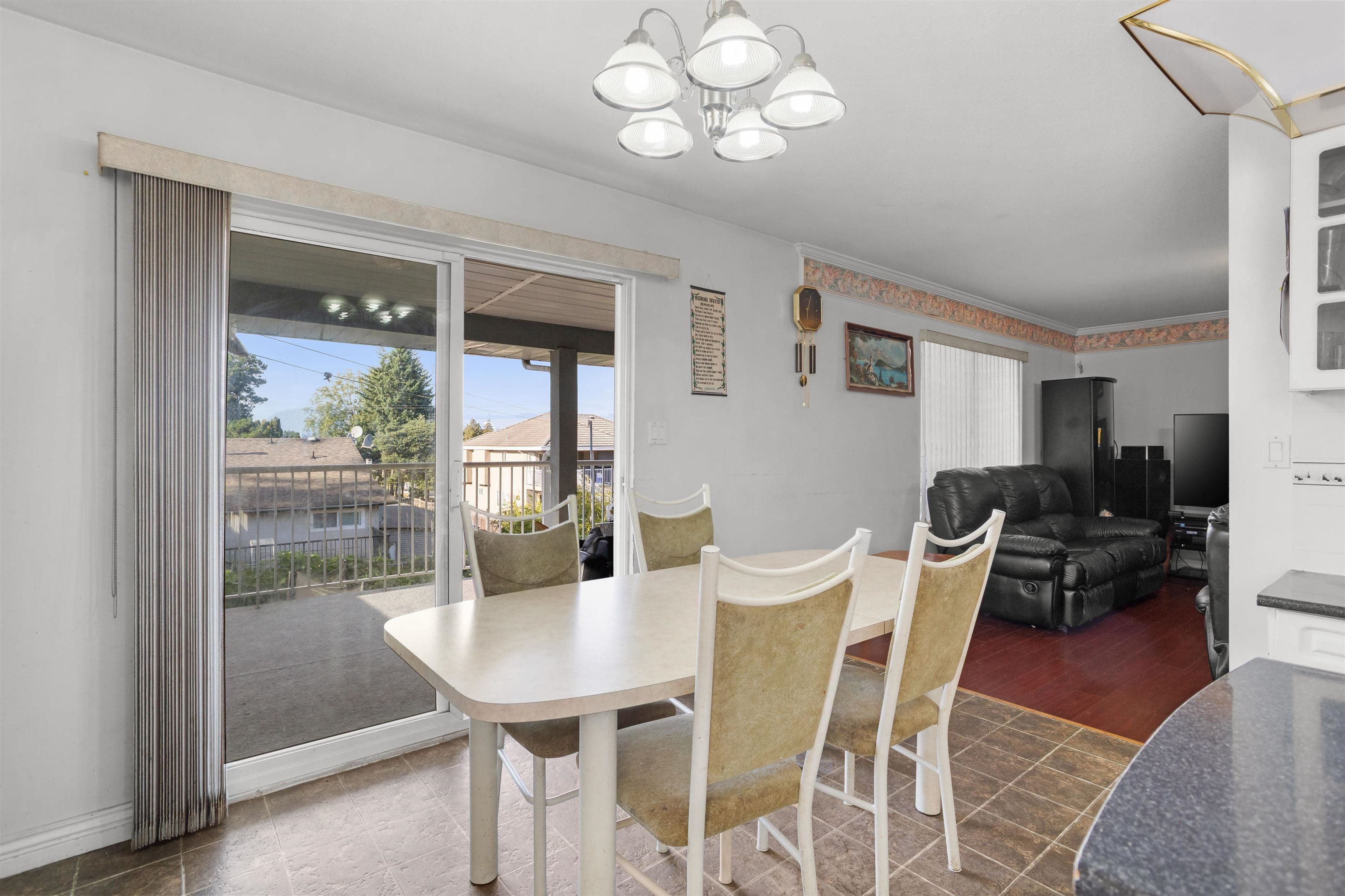 12185 98a Avenue, Surrey, V3V 7S5 — photo 5