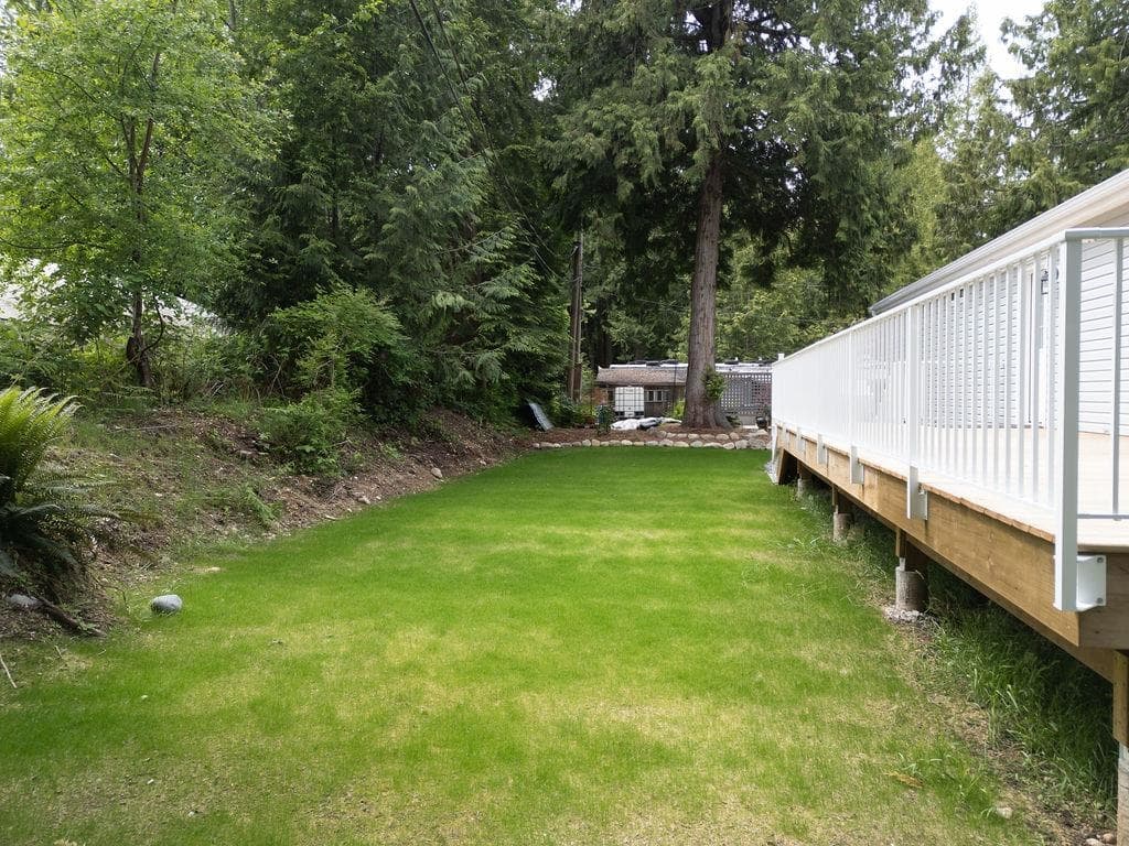 11 - 1416 North Road, Gibsons, V0N 1V1 — photo 5