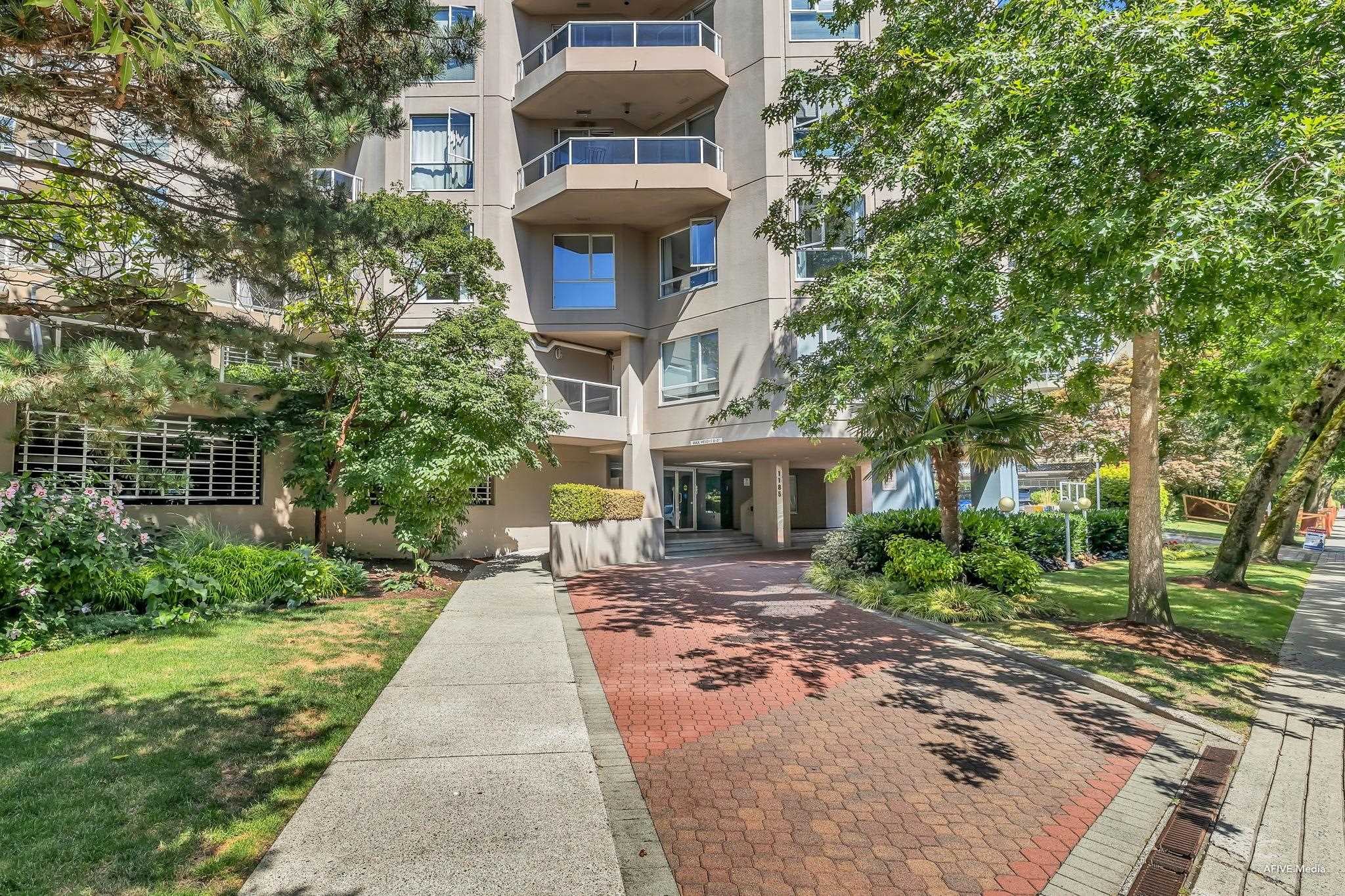 1605 - 1185 Quayside Drive, New Westminster, V3M 6T8 — photo 3