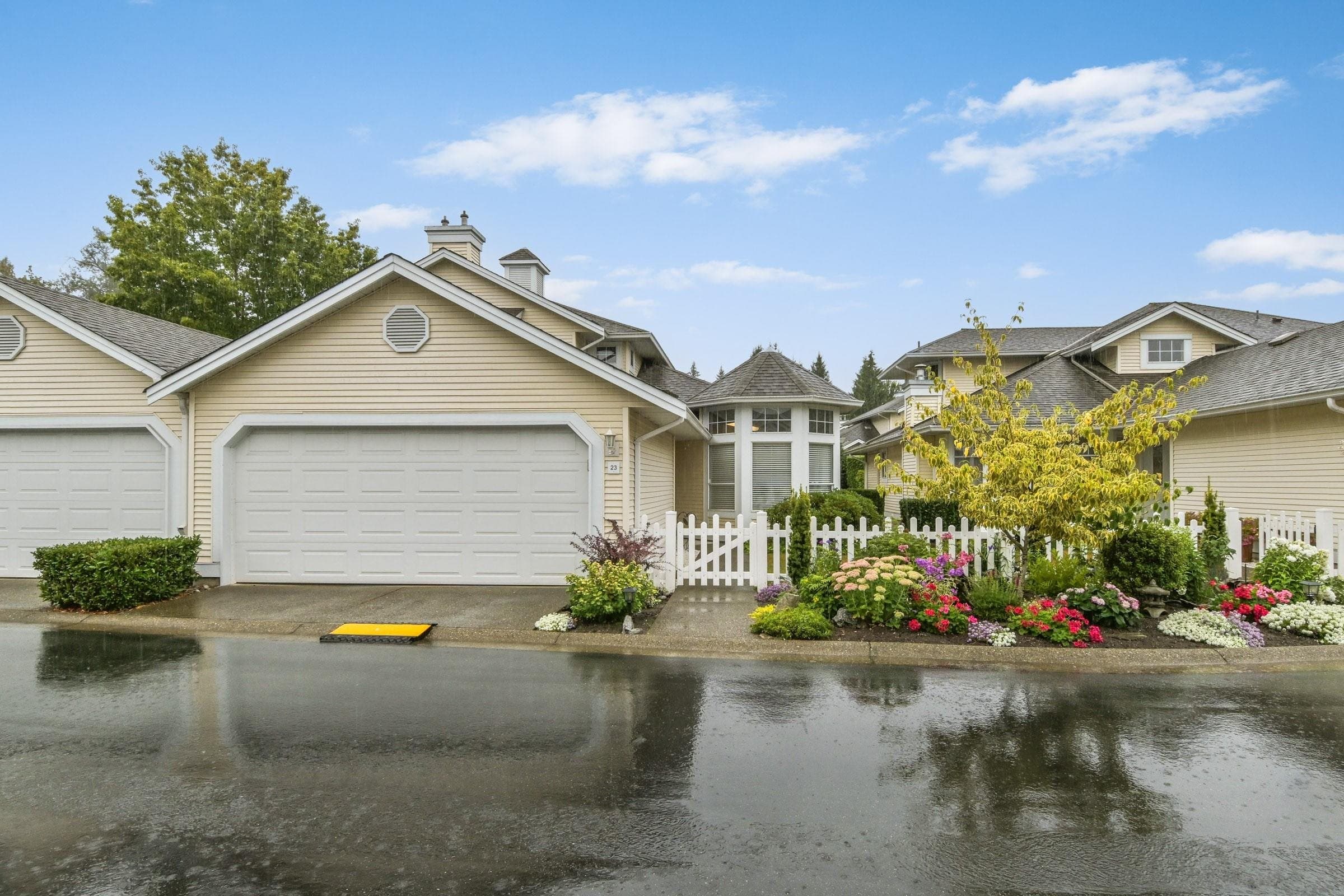 23 - 9208 208 Street, Langley, V1M 2M9 — photo 1