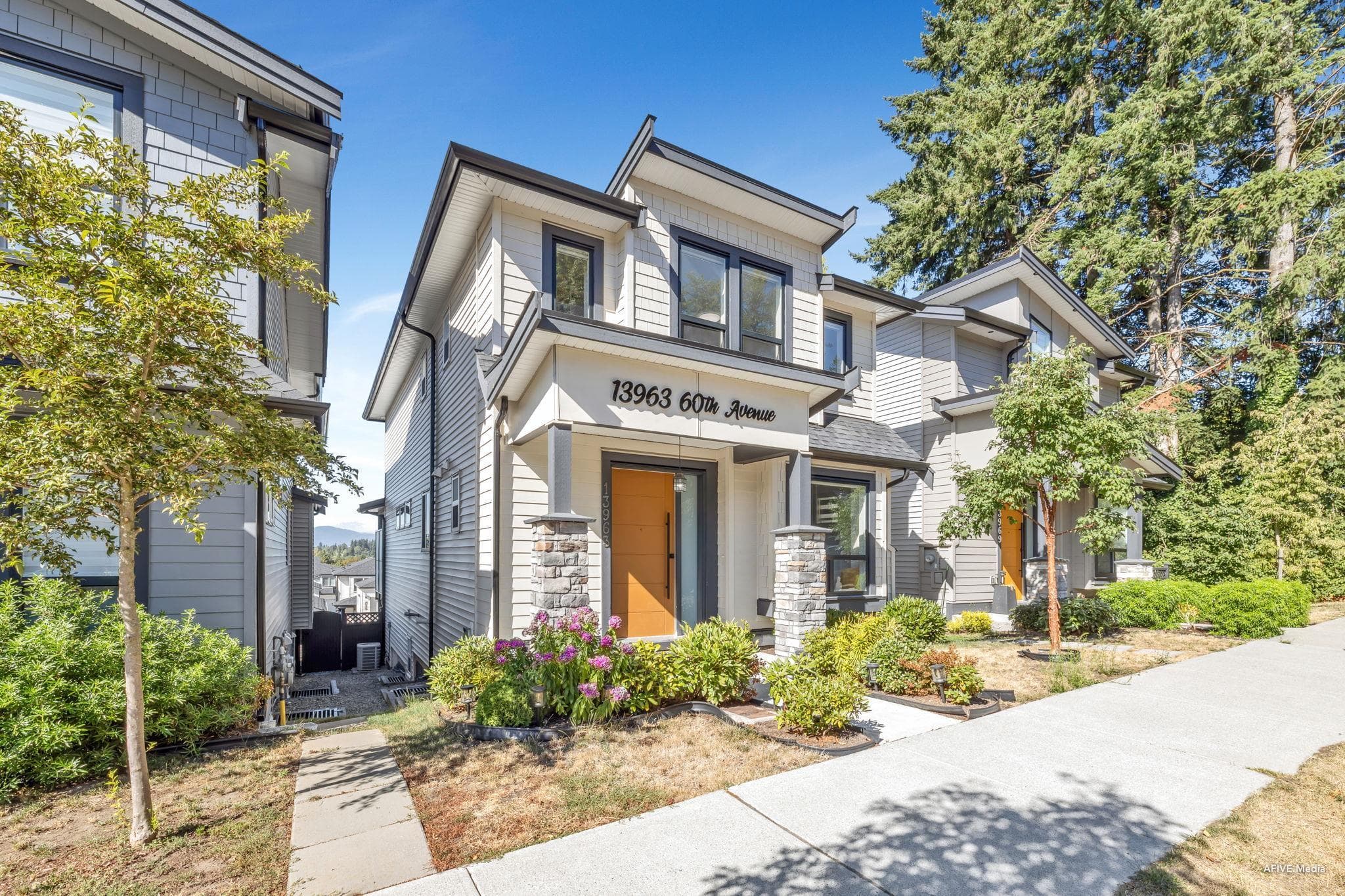 13963 60 Avenue, Surrey, V3X 2M9 — photo 3