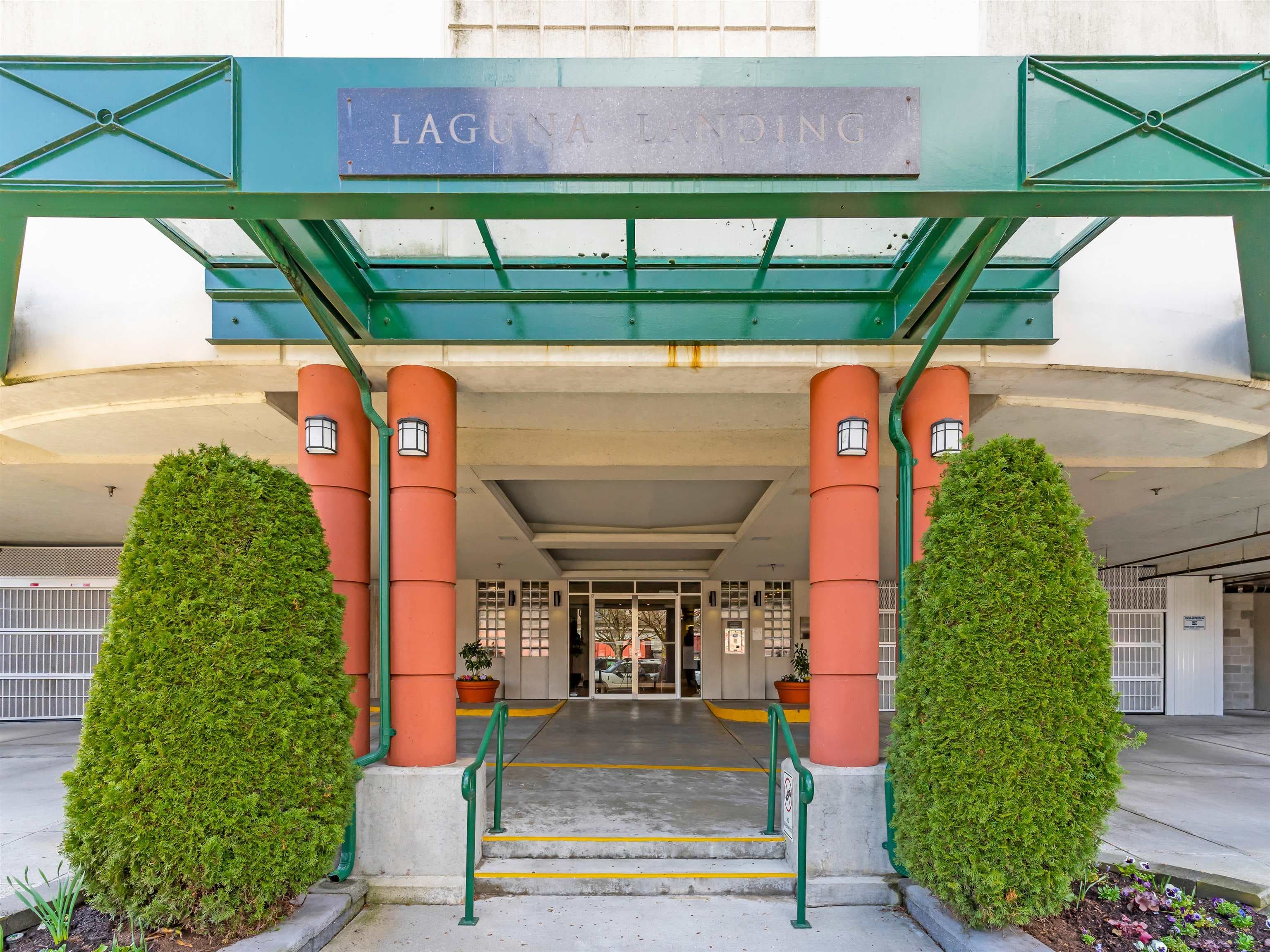 2205 - 10 Laguna Court, New Westminster, V3M 6W3 — photo 5