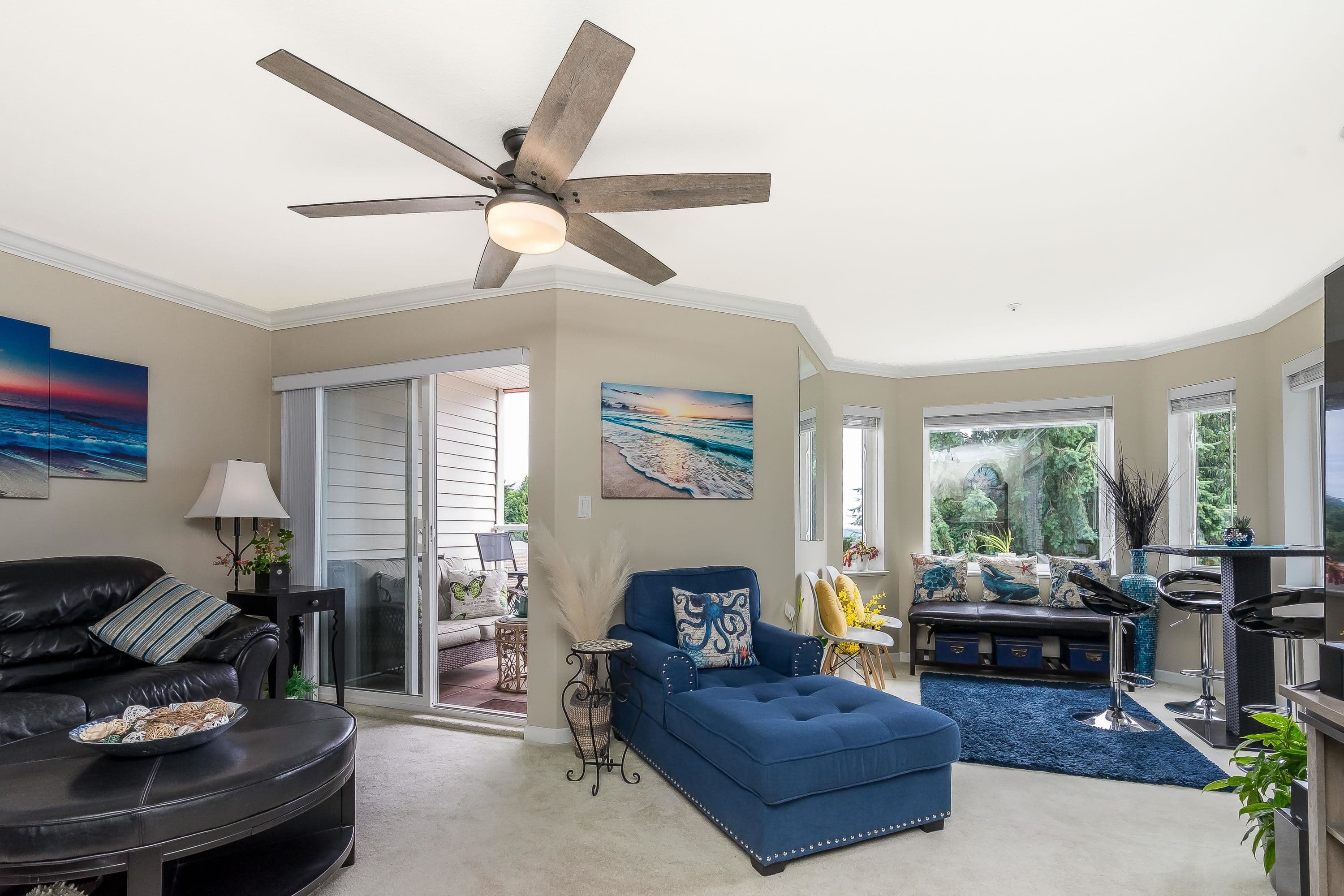 201 - 14934 Thrift Avenue, White Rock, V4B 2J9 — photo 3