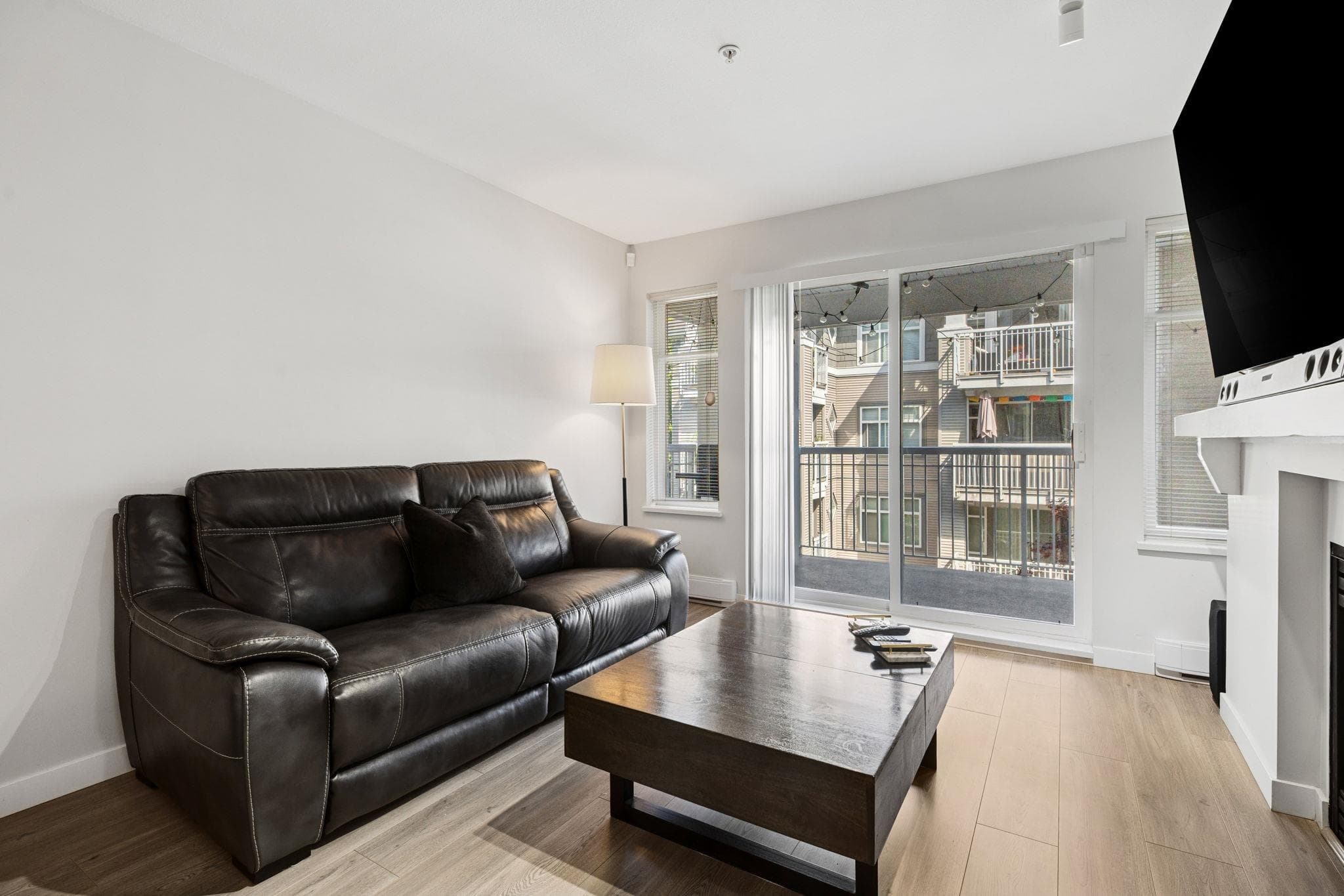 310 - 1438 Parkway Boulevard, Coquitlam, V3E 3M1 — photo 5