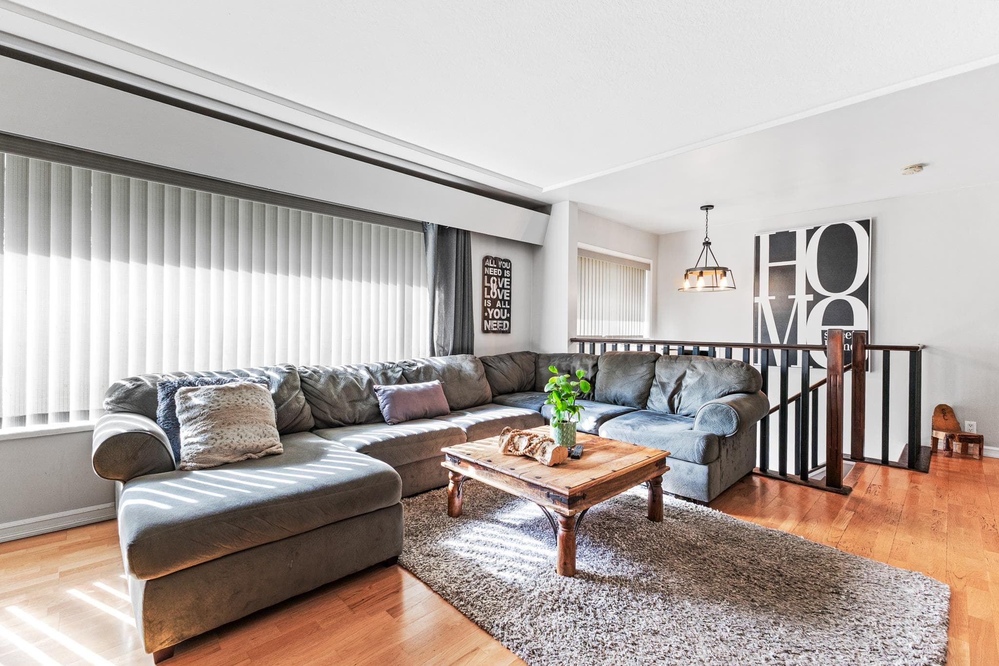 605 Laurentian Crescent, Coquitlam, V3J 6H3 — photo 5