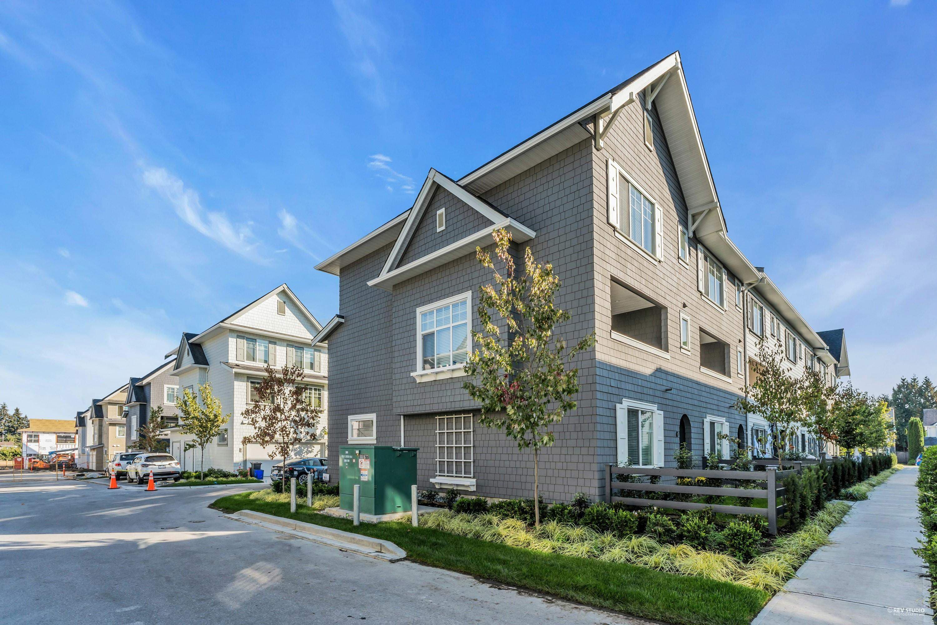 14 - 15487 99a Avenue, Surrey, V3R 0G9 — photo 1