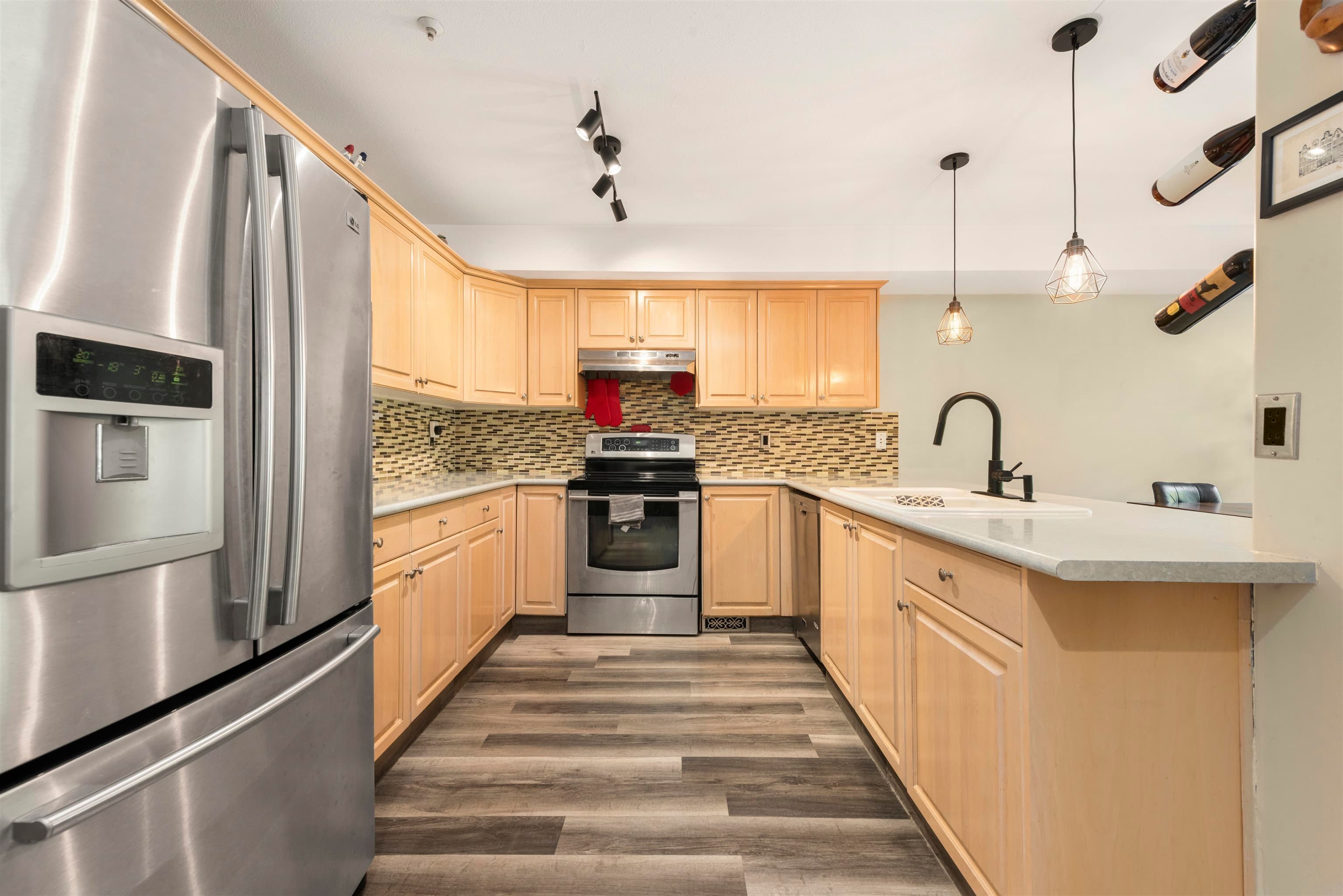 20 - 39754 Government Road, Squamish, V8B 0G3 — photo 2